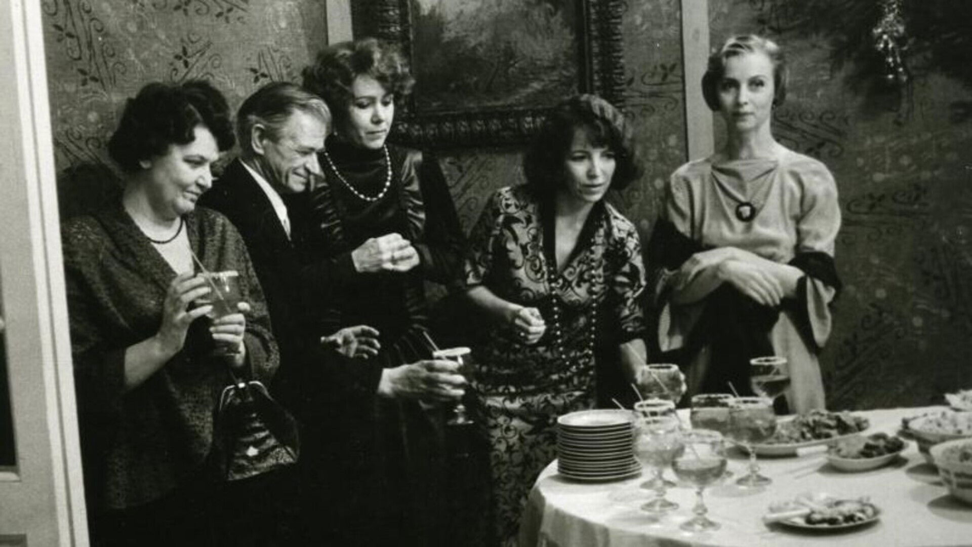 Backdrop for Peace Avenue