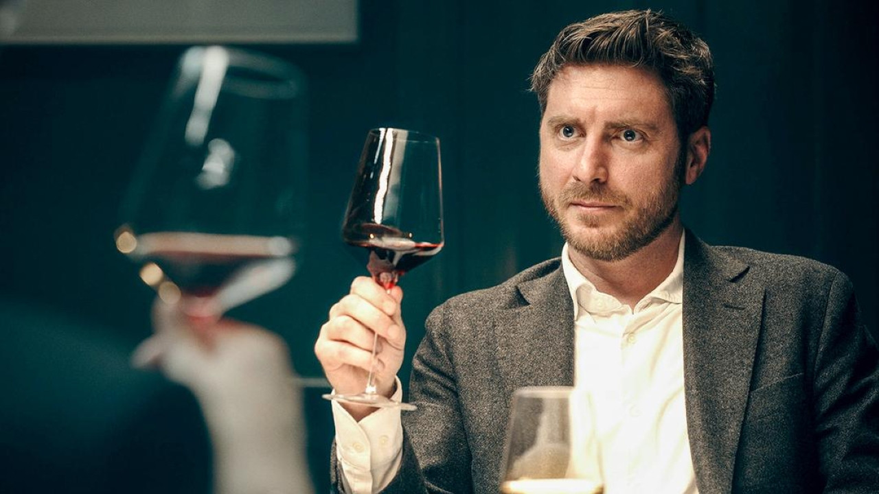 Backdrop for Middag med magten