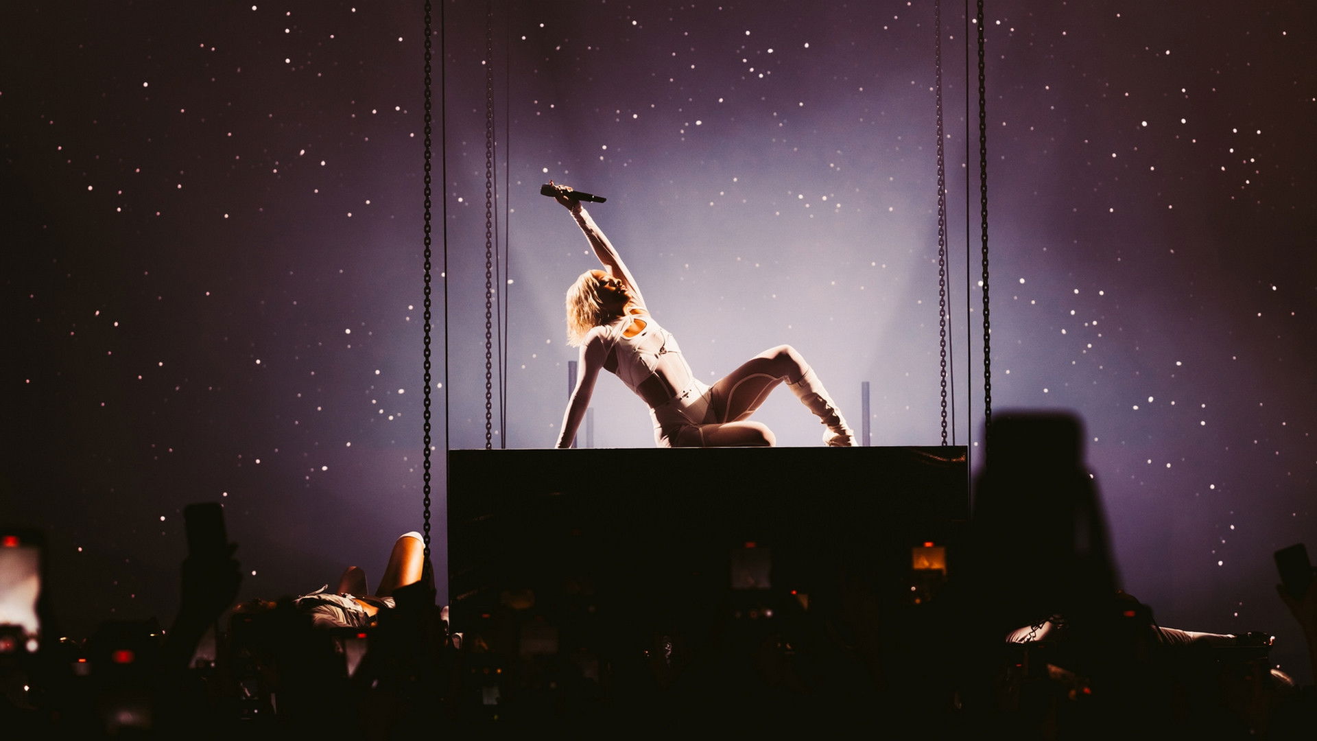 Backdrop for Shay au Zénith de Paris - La Villette