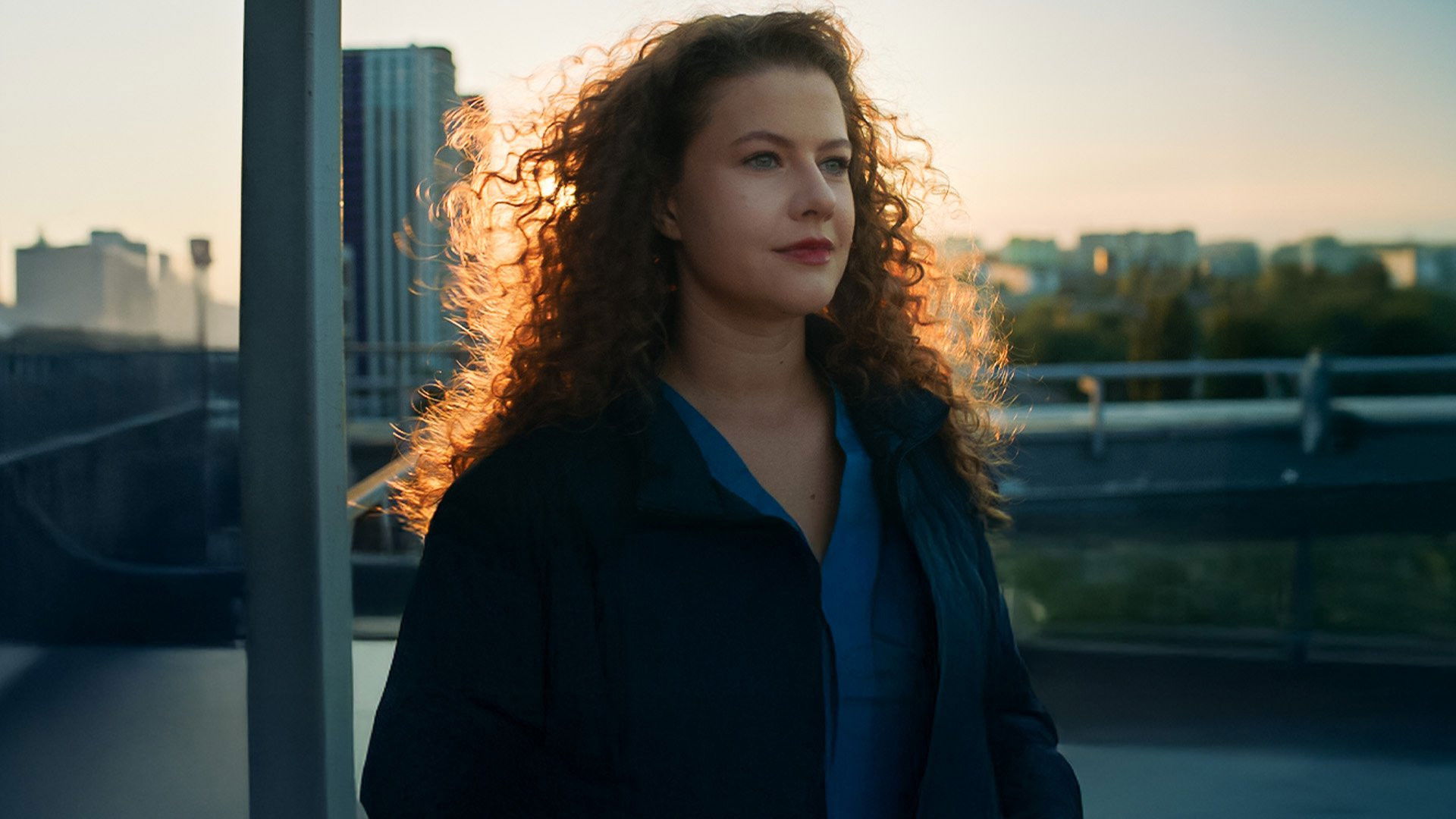 Backdrop for Бийся, серце, бийся