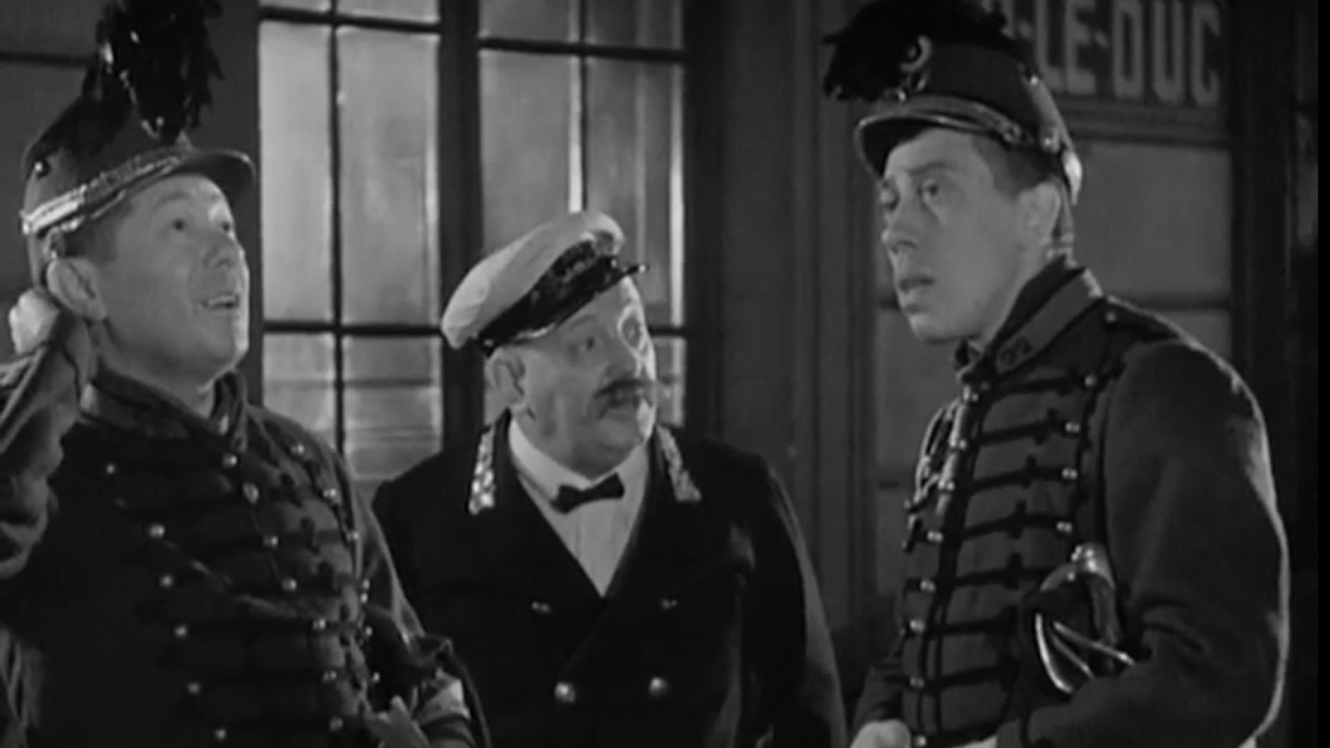 Backdrop for Le train de 8 H 47