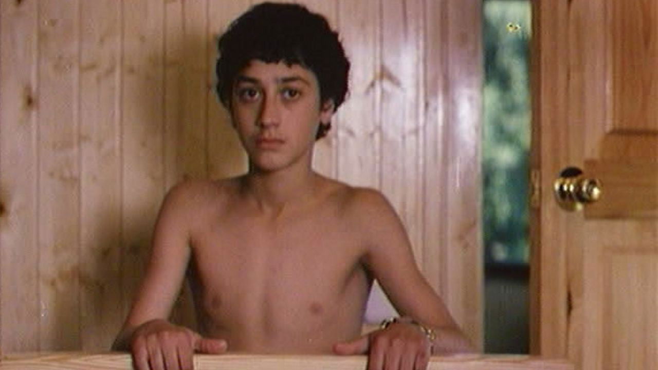 Backdrop for Playing in Bracelets