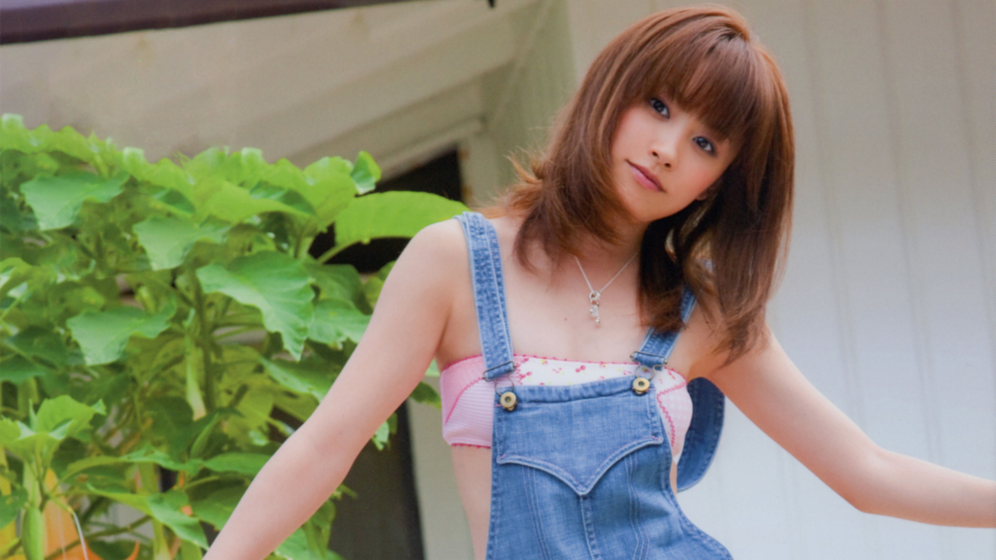 Backdrop for Takahashi Ai ~Watashi~