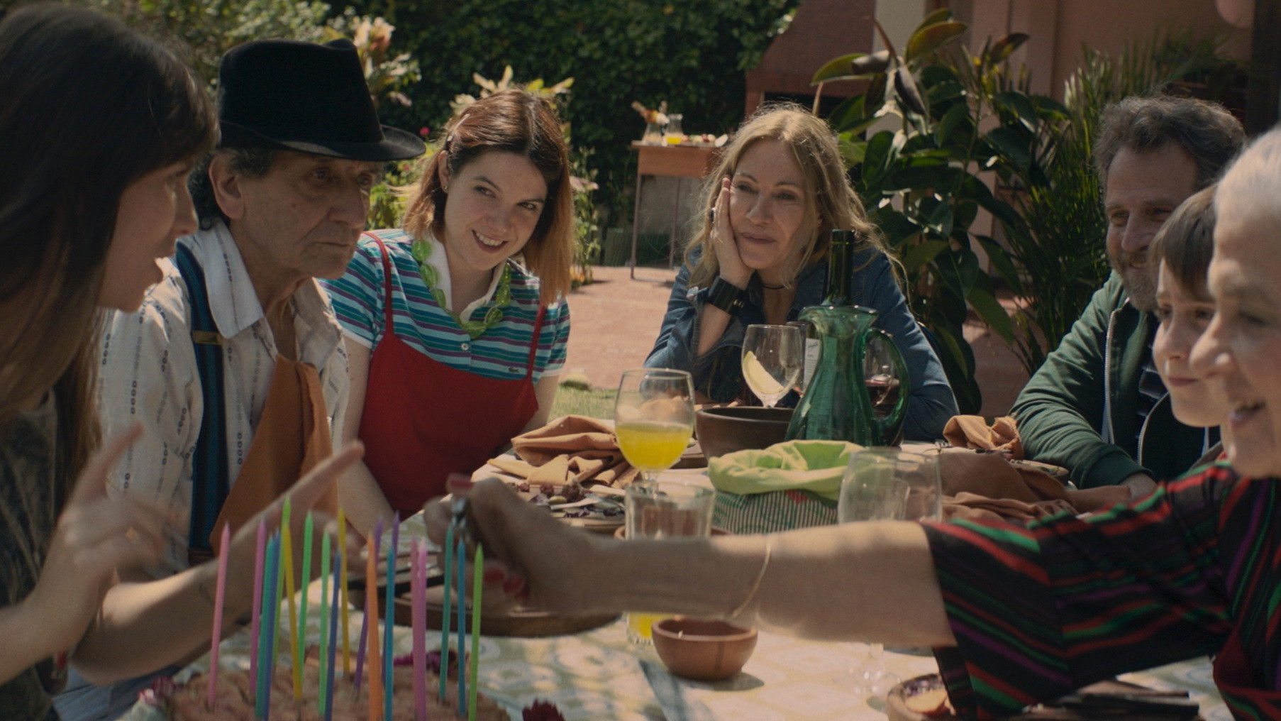 Backdrop for Miranda, de viernes a lunes