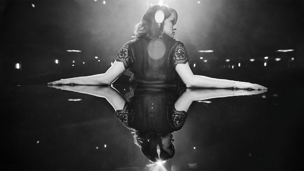 Backdrop for Norah Jones - Live at Ronnie Scott's