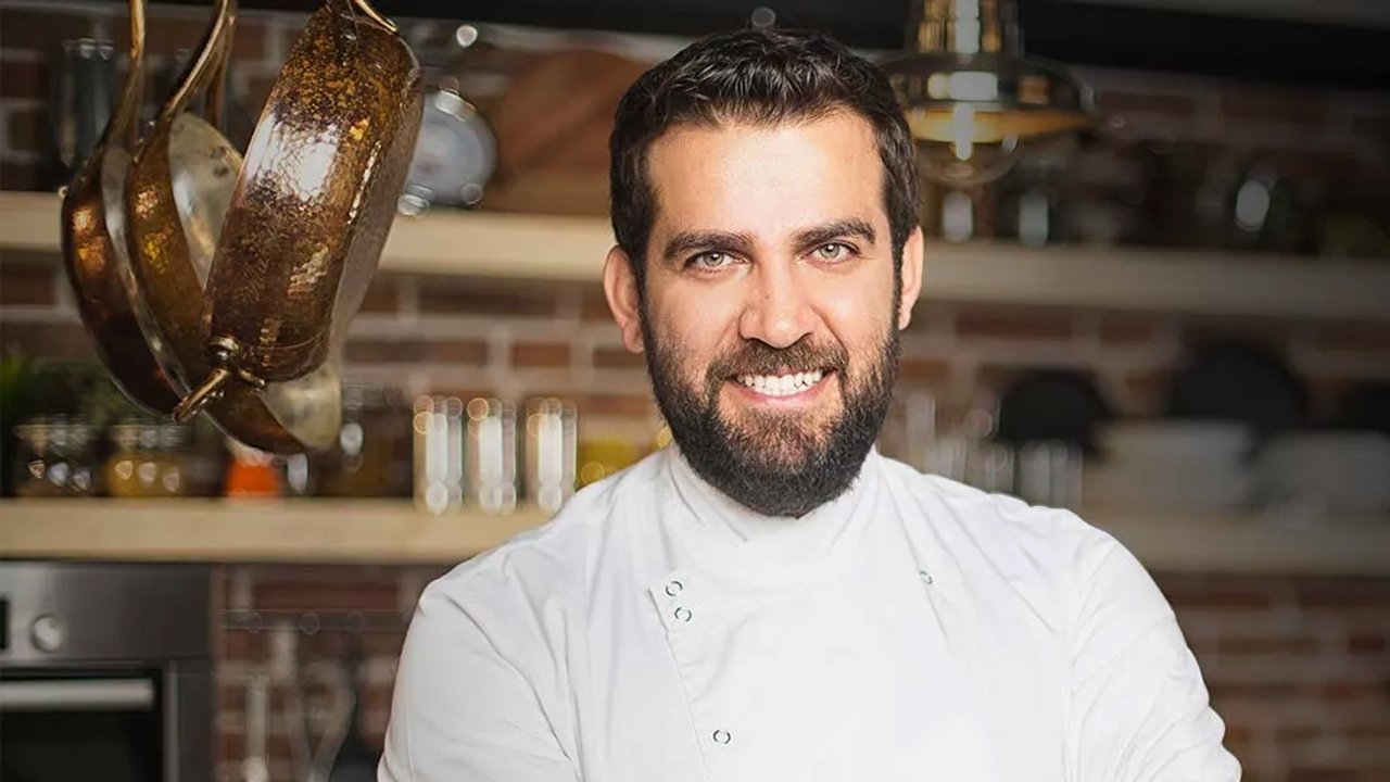 Backdrop for Maksut's Neo Local Kitchen