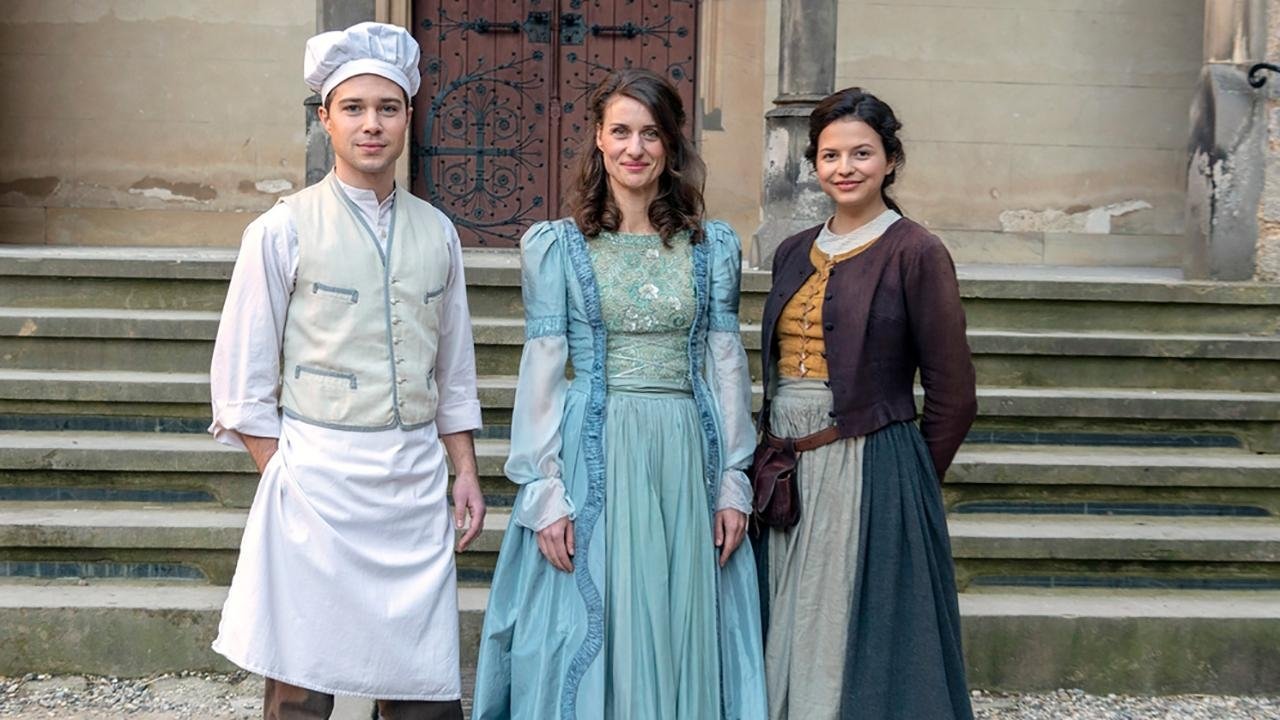 Backdrop for Das Märchen von den 12 Monaten