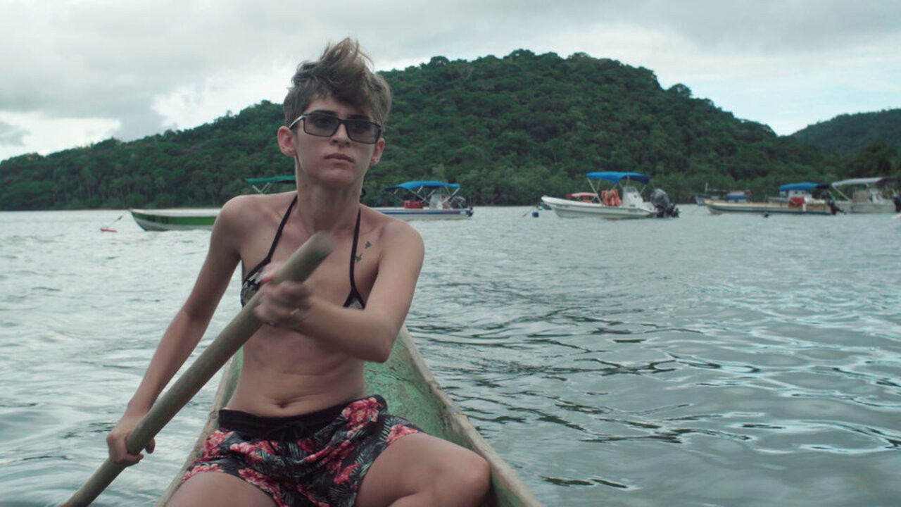 Backdrop for Me busco lejos