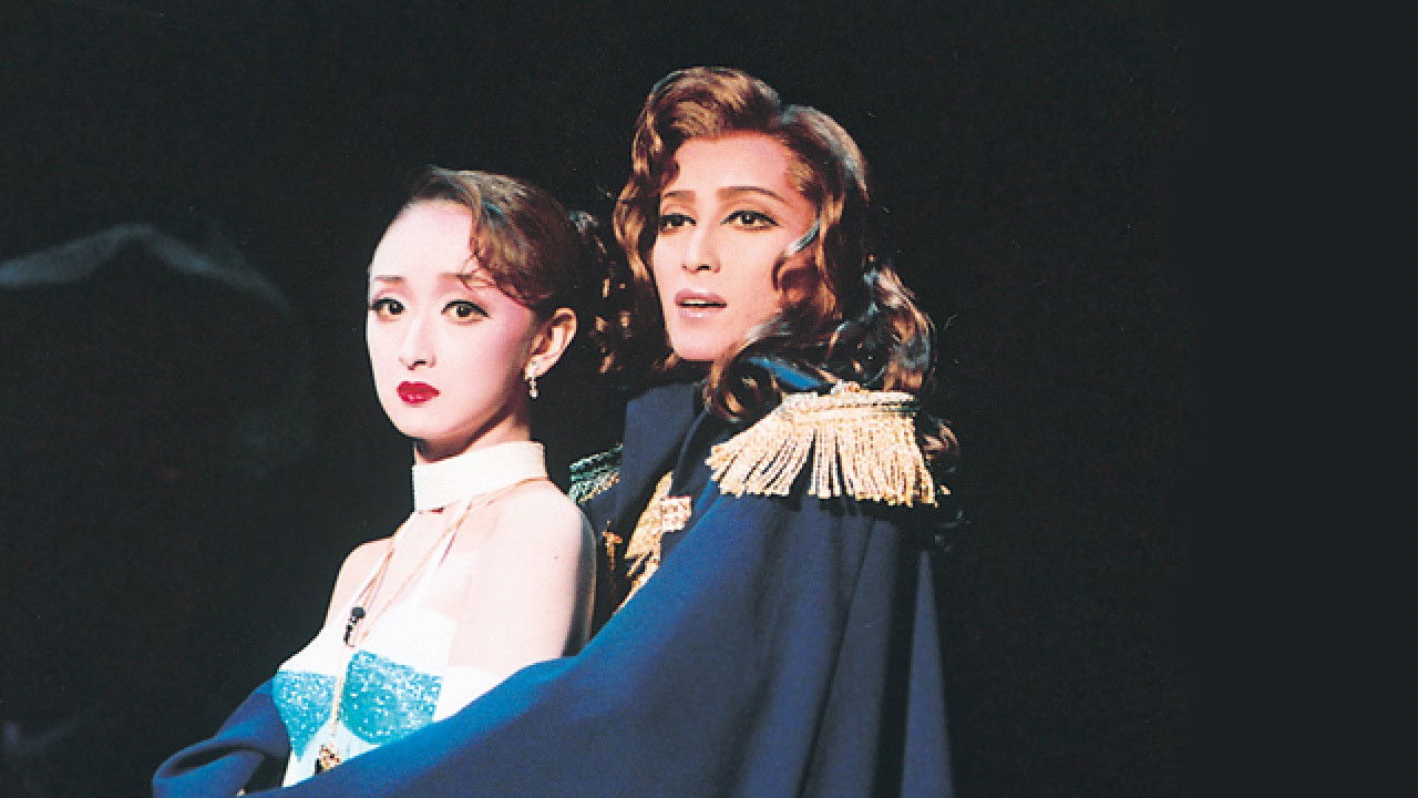 Backdrop for Ghost at Midnight / Les Cherubim