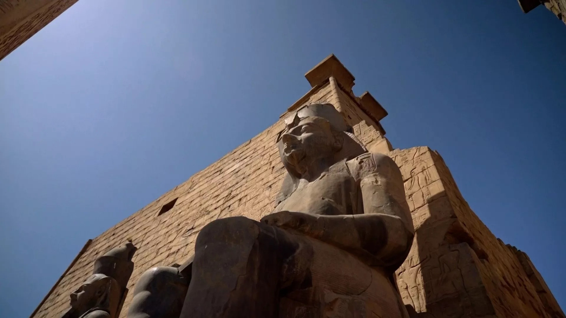 Backdrop for When Champollion Meets Ramses II