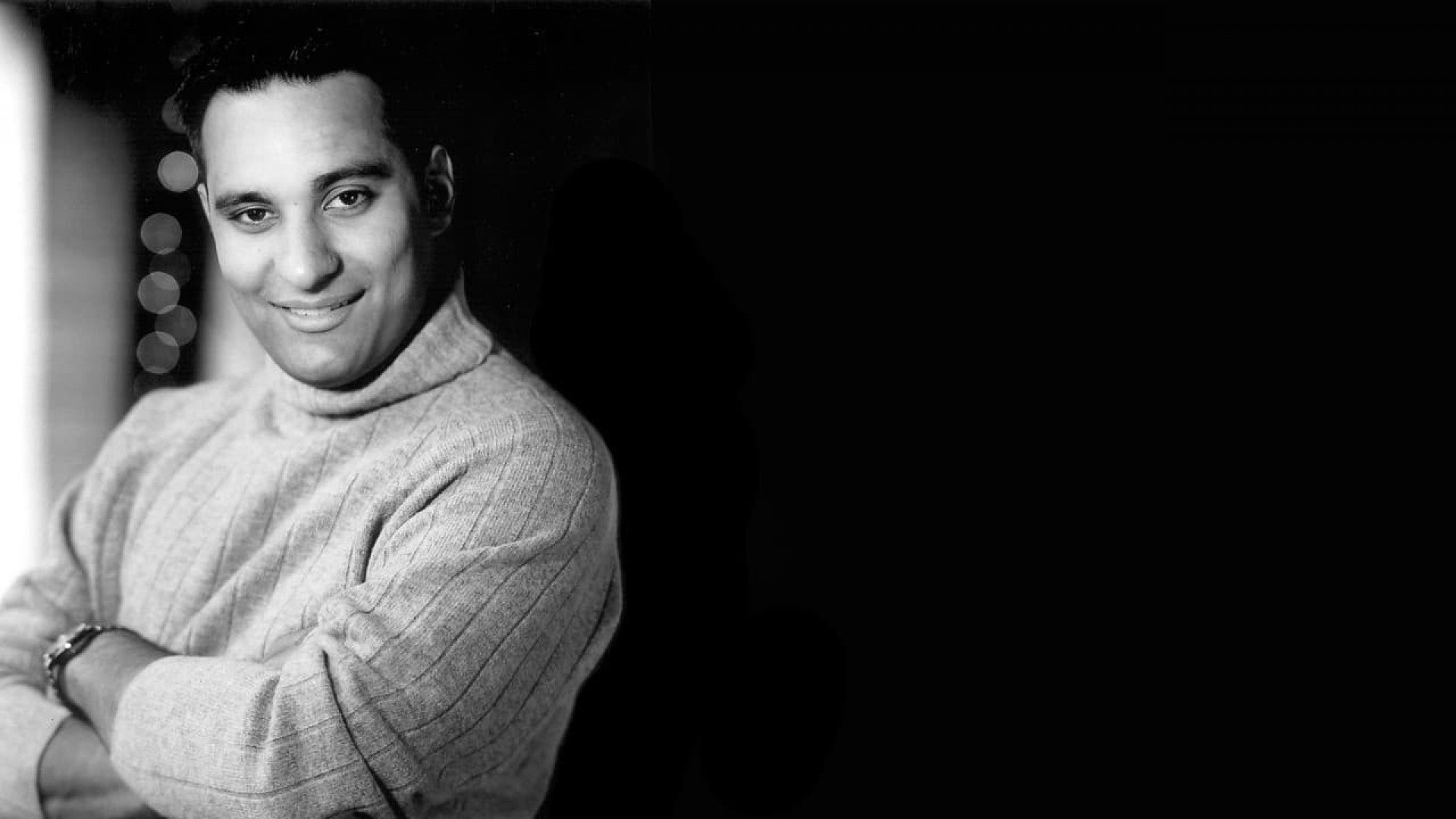 Backdrop for Russell Peters: Outsourced