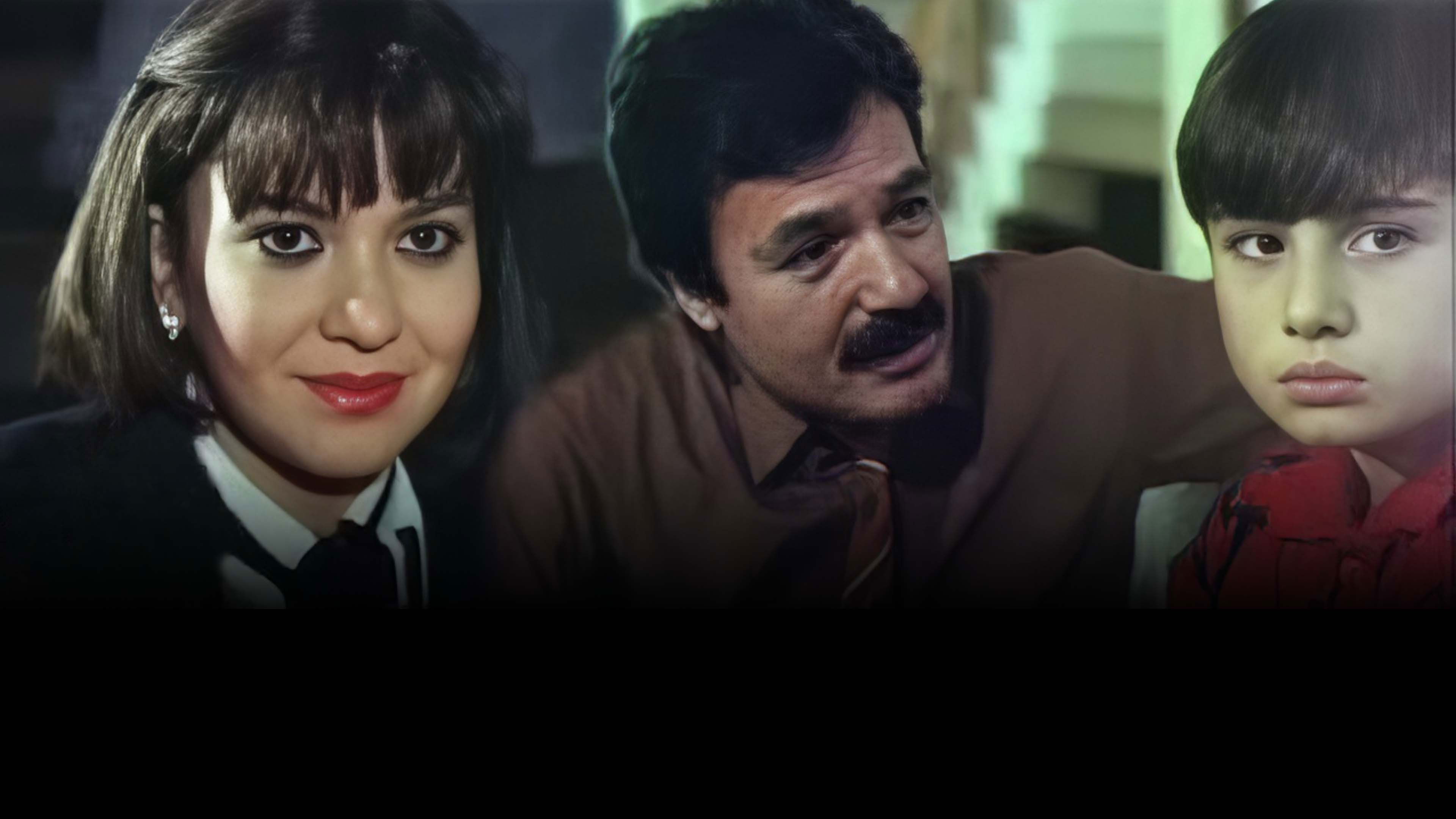 Backdrop for Ah Bir Çocuk Olsaydım