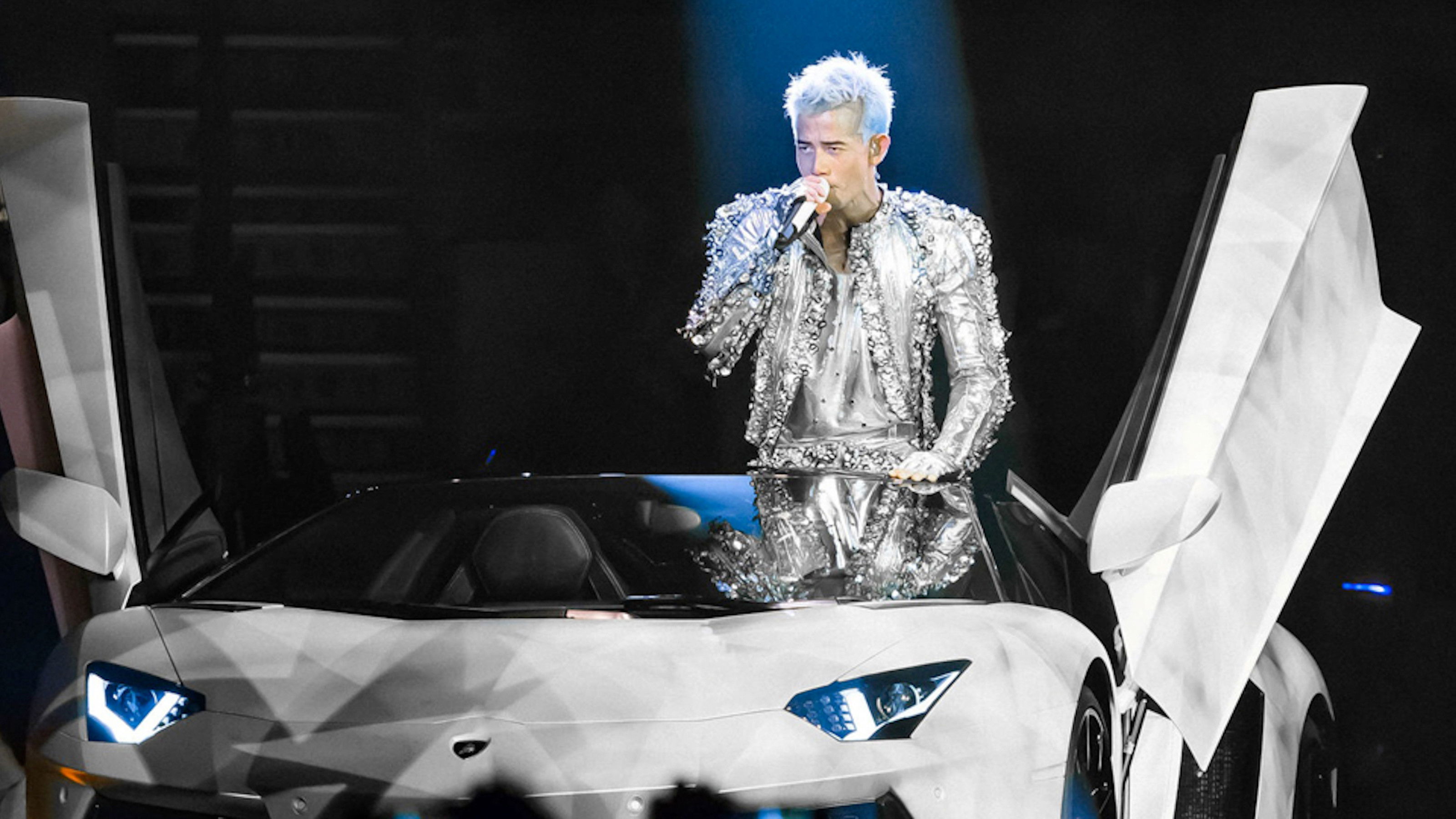 Backdrop for Aaron Kwok de Showy Masquerade World Tour Live in Concert [Hong Kong Stop] Encore