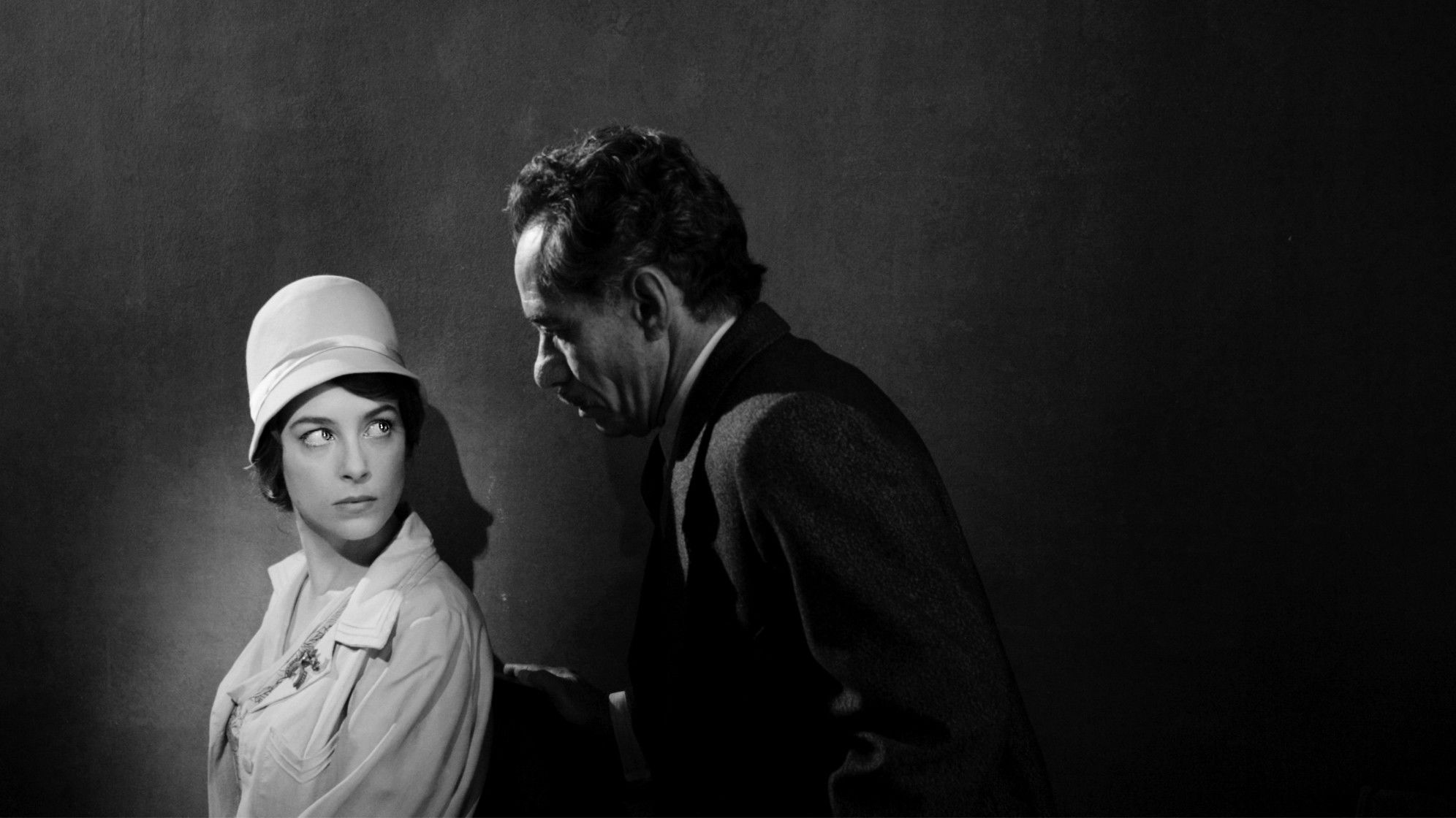 Backdrop for The Year of the Death of Ricardo Reis