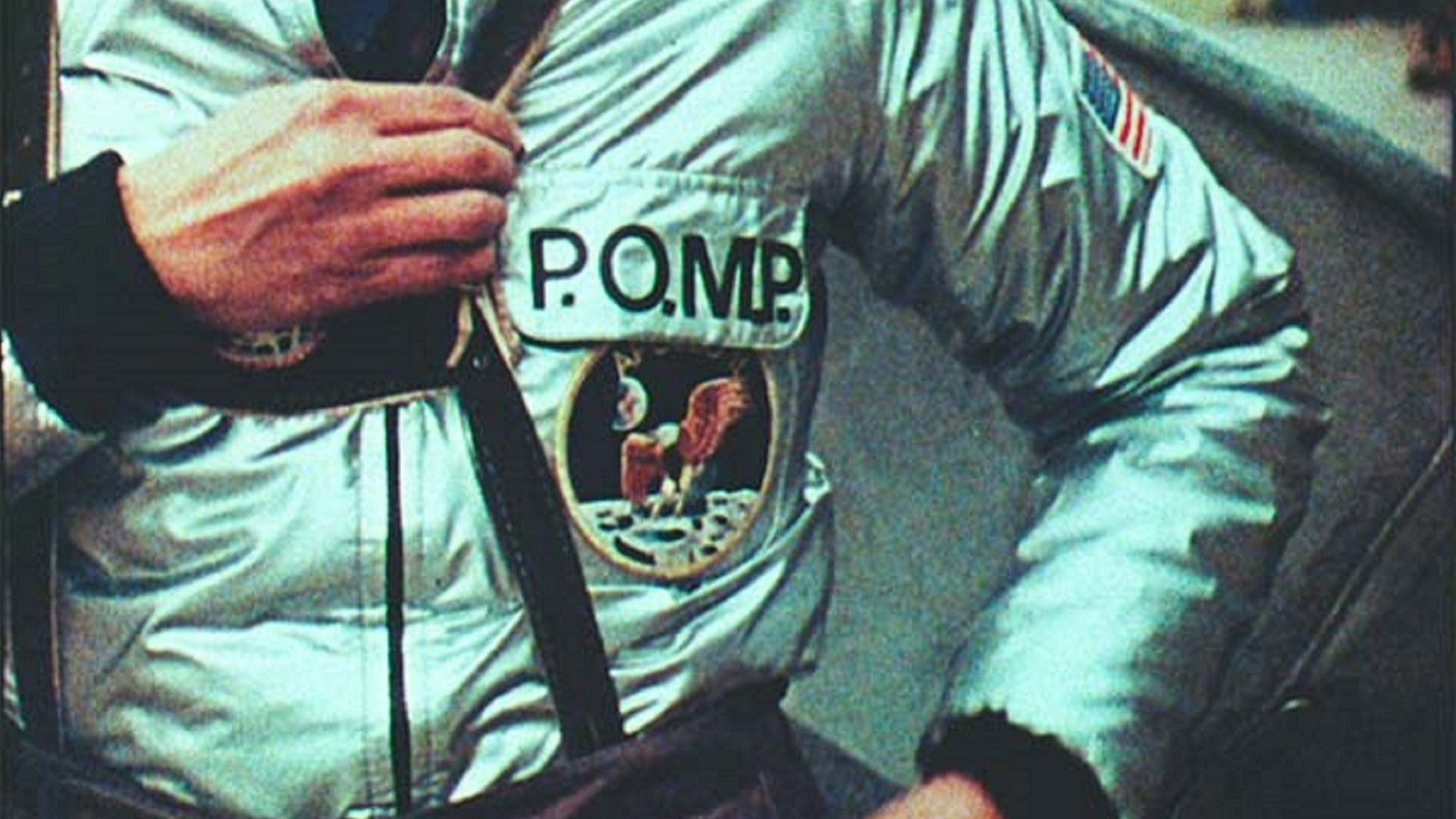 Backdrop for Sinong Lumikha ng Yoyo? Sinong Lumikha ng Moon Buggy?