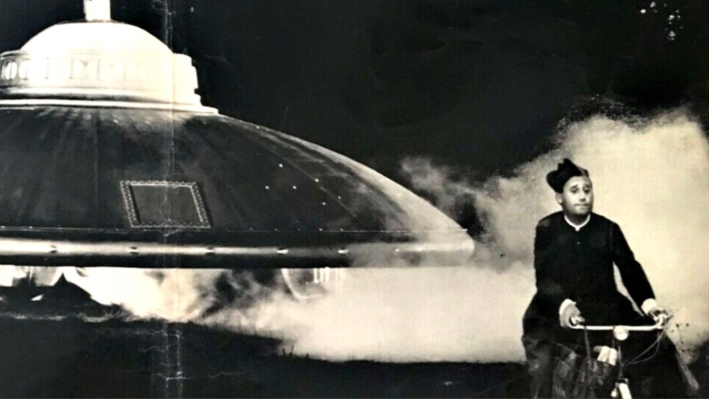 Backdrop for The Flying Saucer