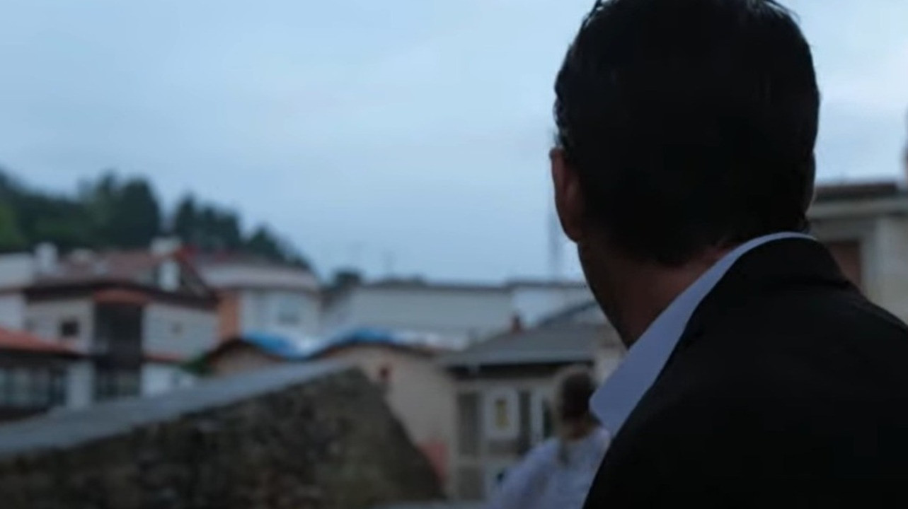 Backdrop for Crossroad