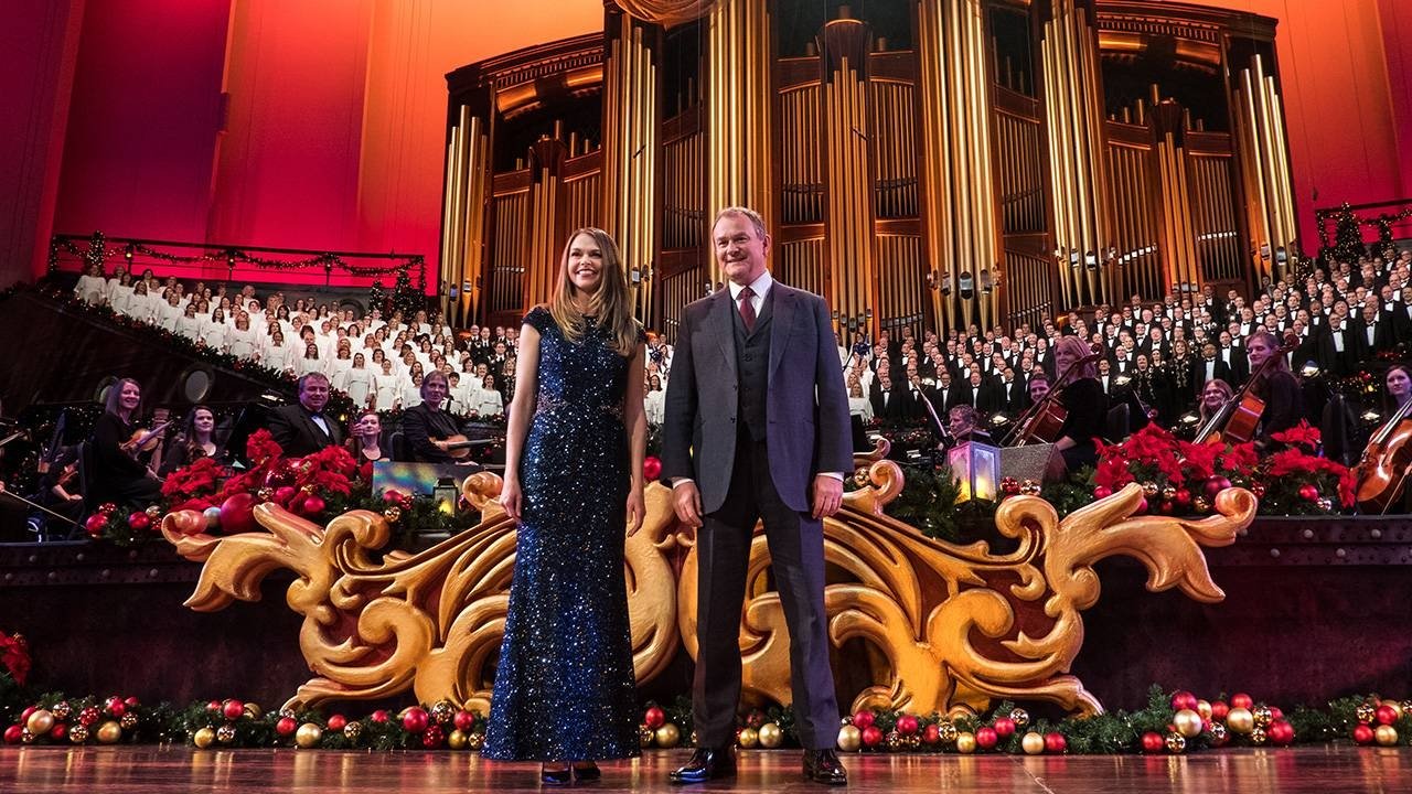 Backdrop for Christmas with the Mormon Tabernacle Choir