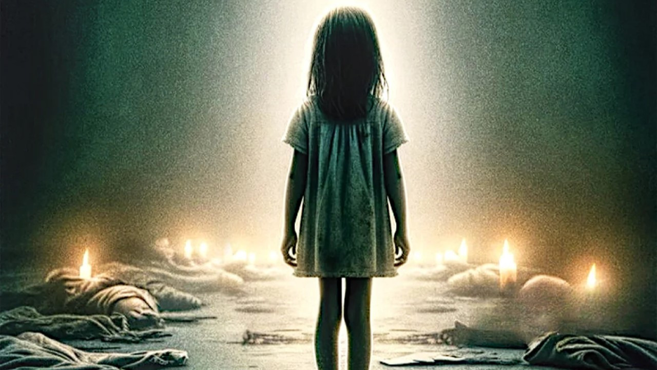 Backdrop for Les Survivantes