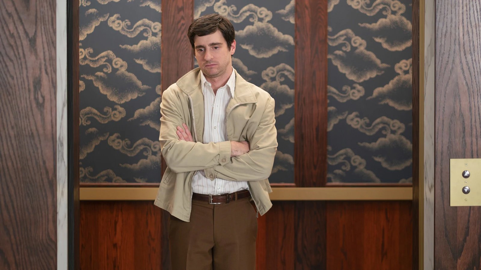 Backdrop for L'ascenseur