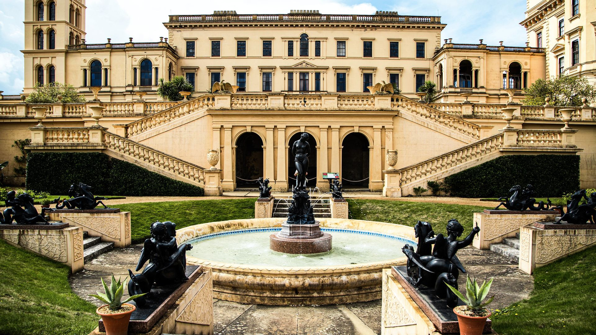 Backdrop for Osborne House: A Royal Retreat