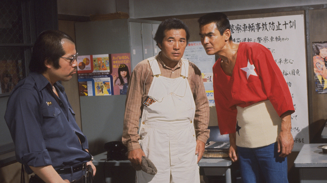 Backdrop for A 5,000 Kilometer Run under The Scorching Sun