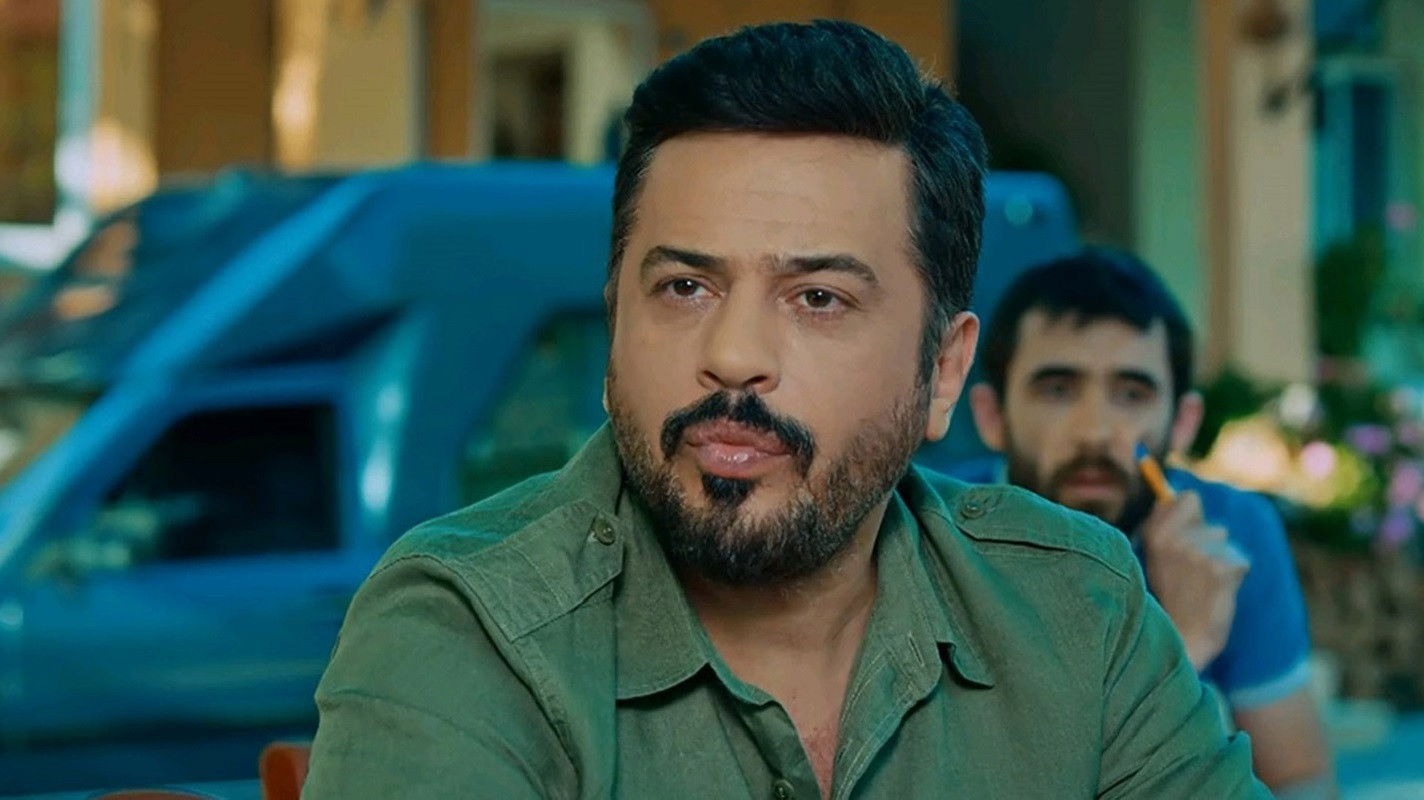 Backdrop for Mezarcı