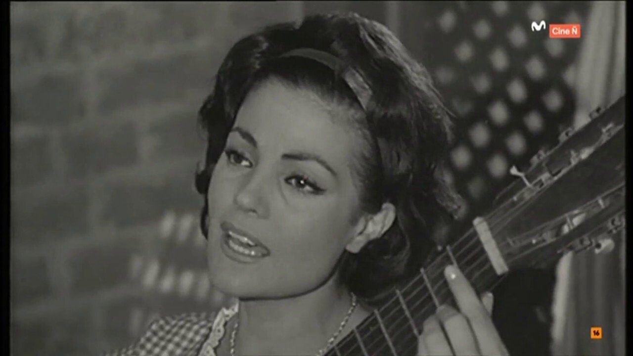 Backdrop for Buscando a Mónica