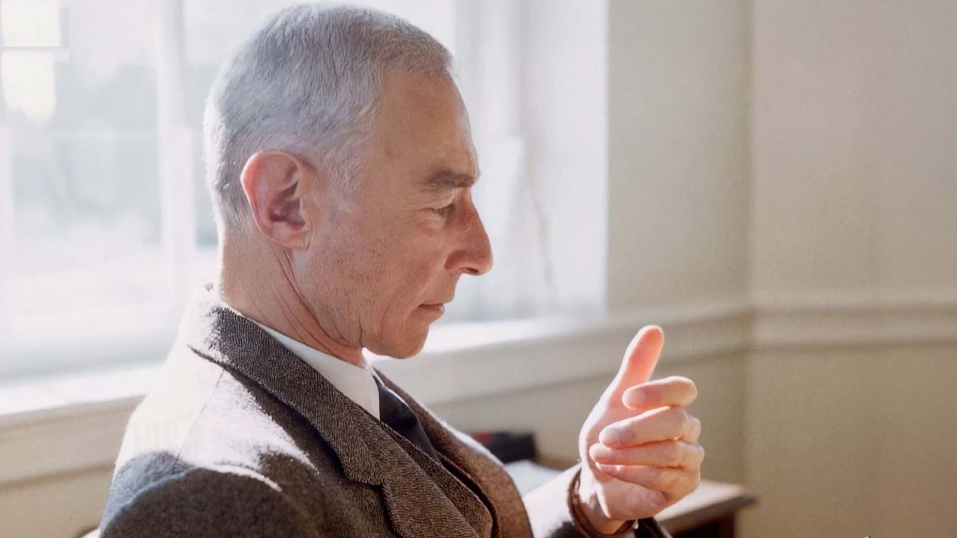 Backdrop for Spionagefall Robert Oppenheimer