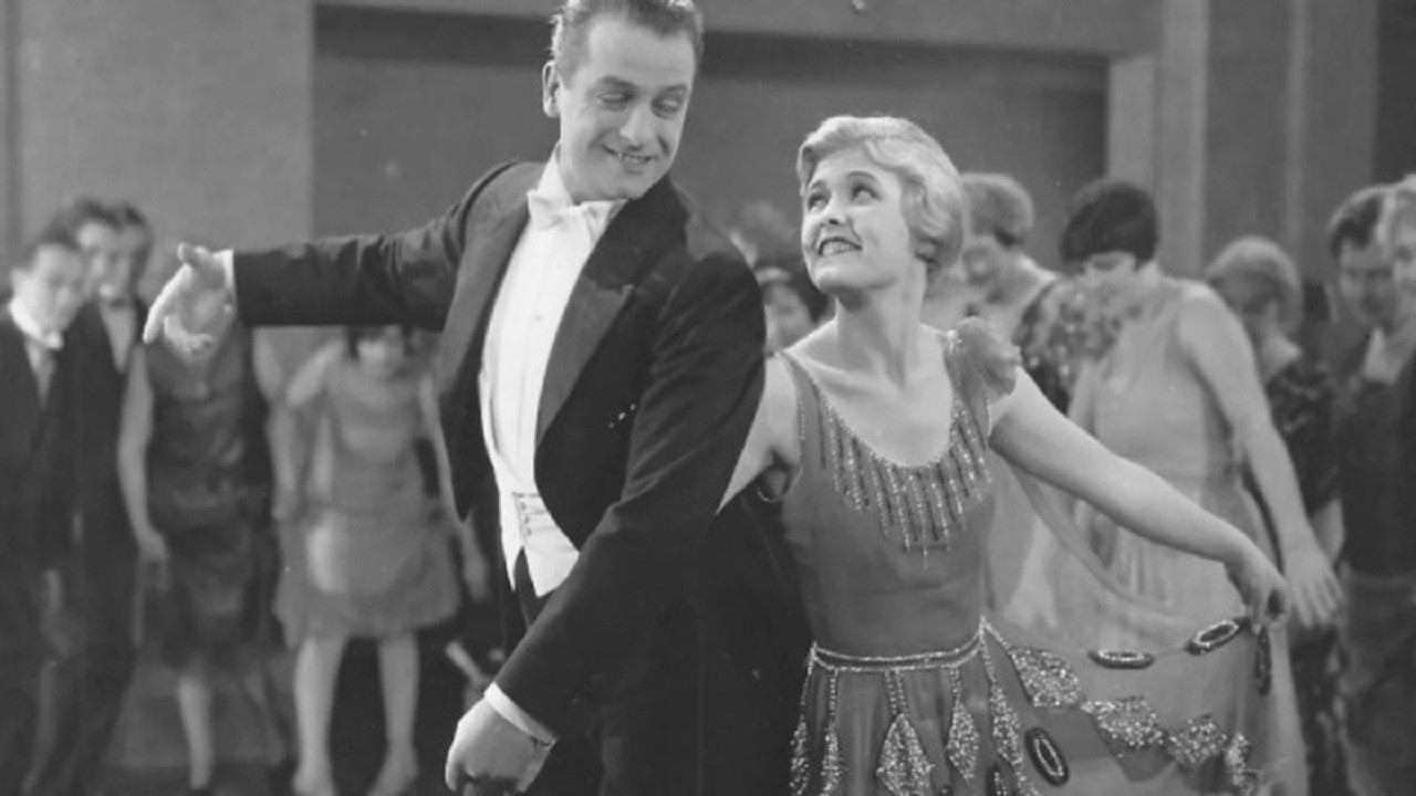 Backdrop for Skinner's Dress Suit