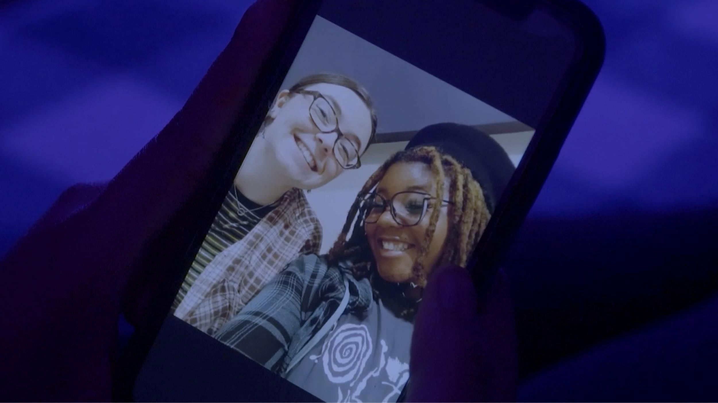 Backdrop for Double Jeu