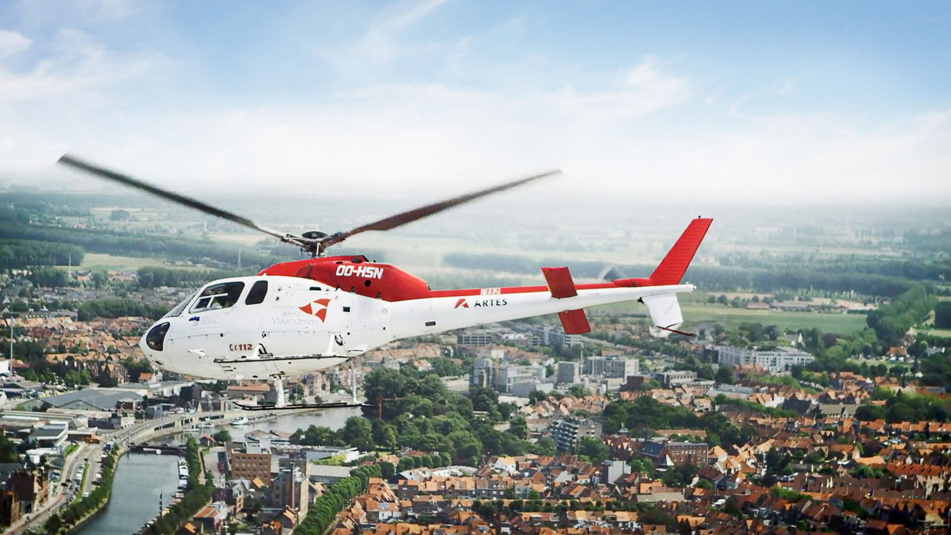 Backdrop for Helden van Hier: In de Lucht