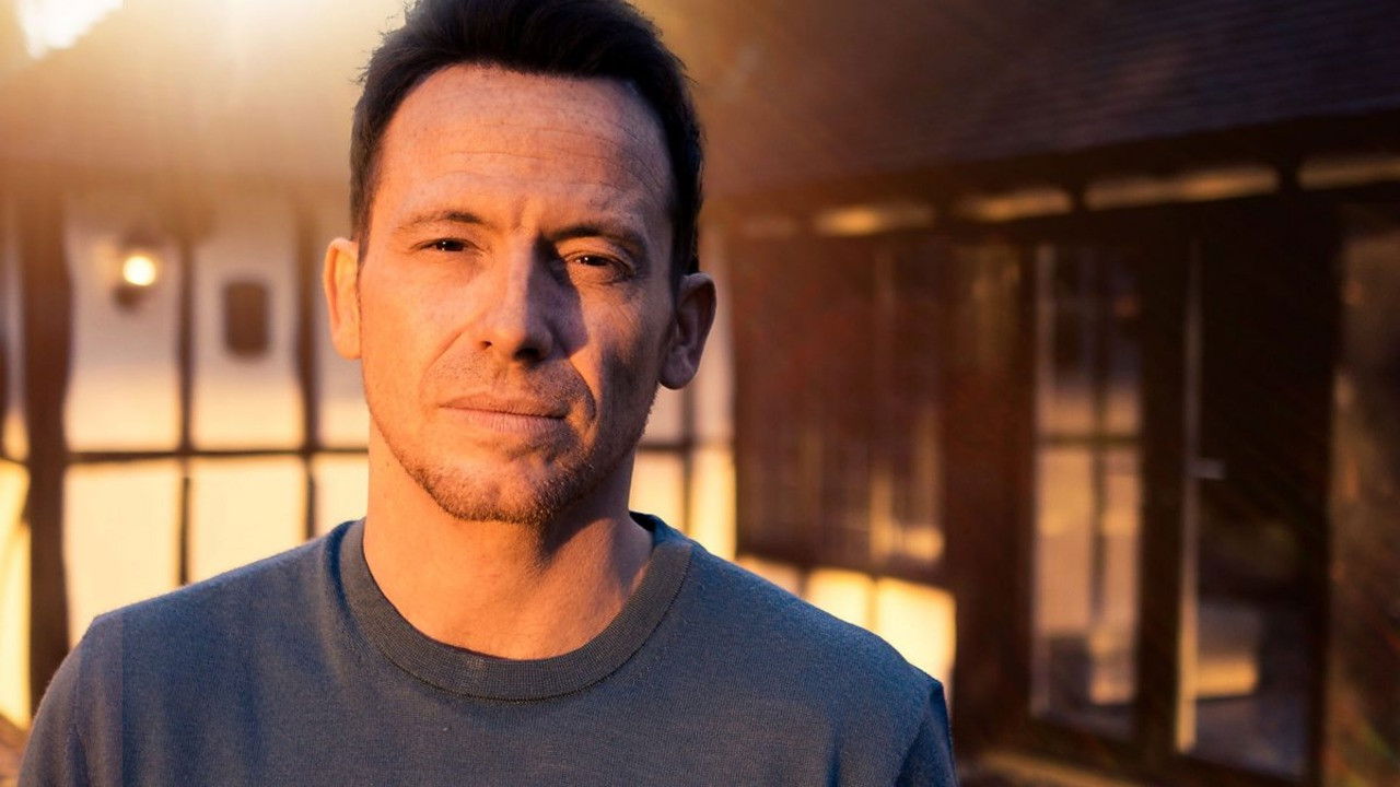 Backdrop for Joe Swash: Teens in Care