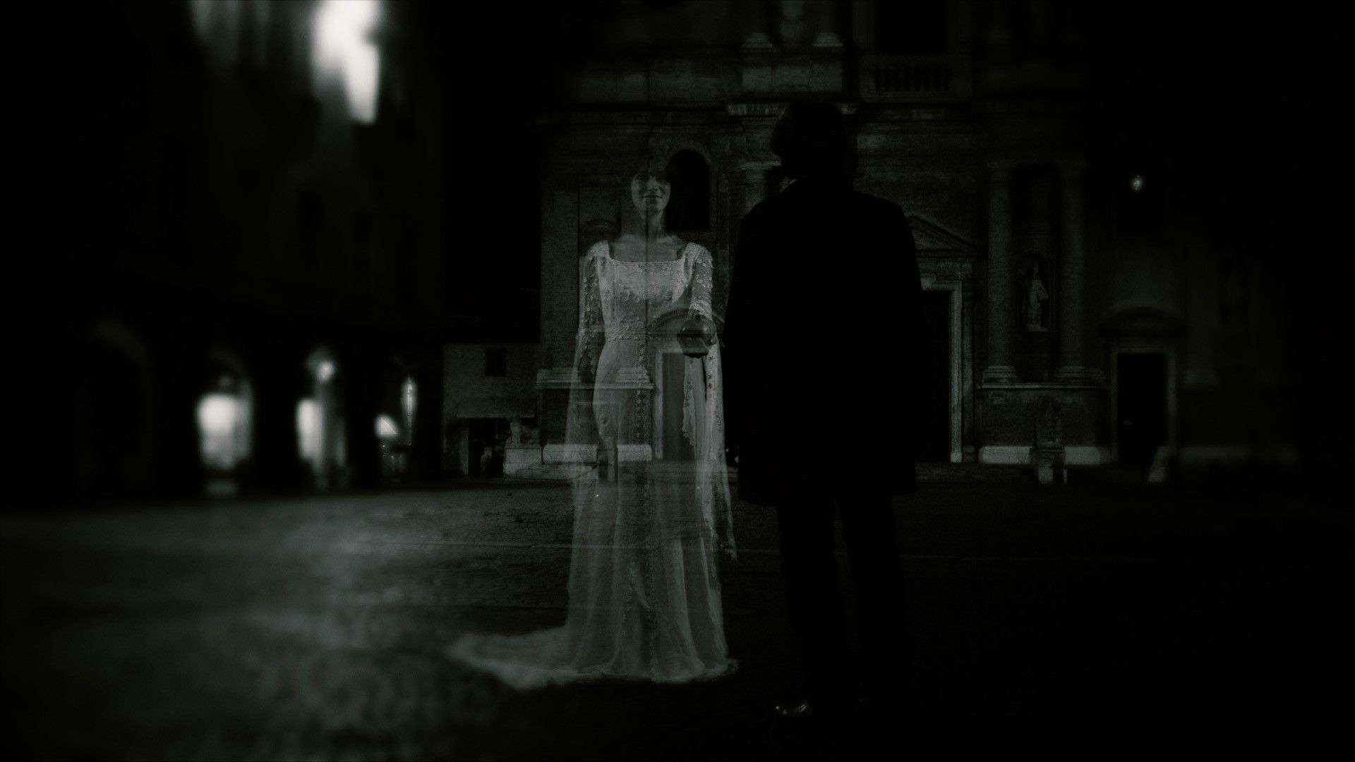 Backdrop for Il volo della sirena