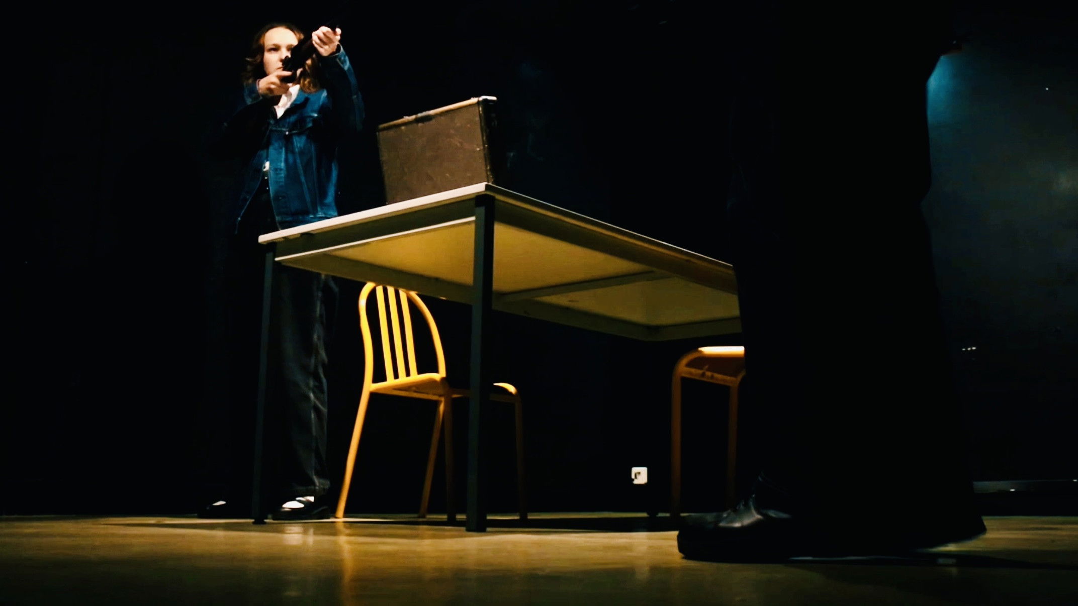 Backdrop for Le Fusil de Tchekhov