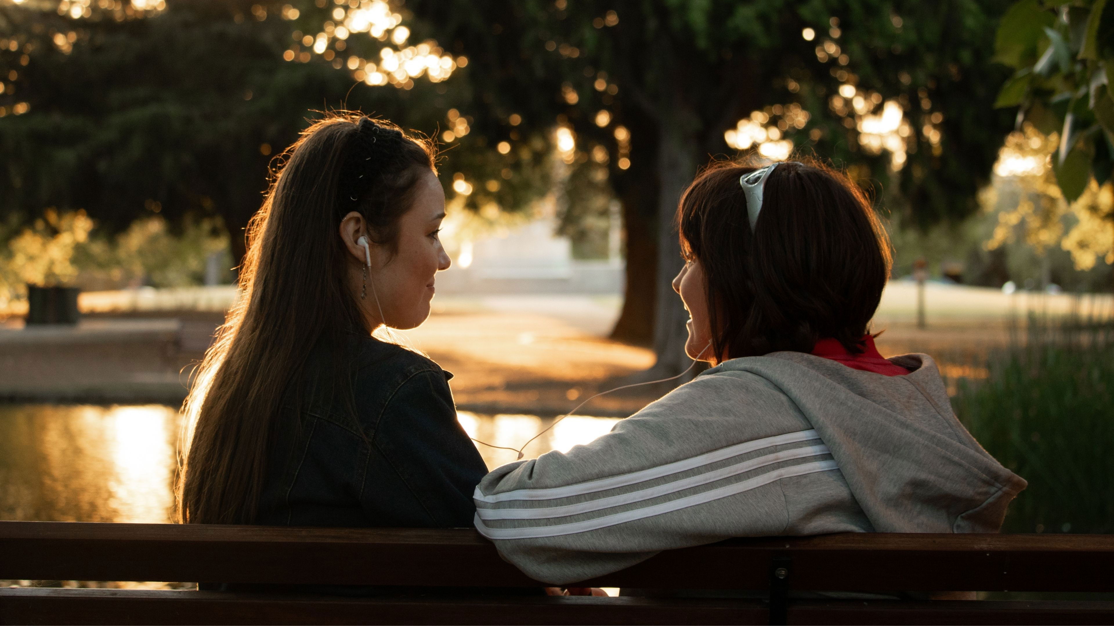 Backdrop for Tall Sad Girl and Short Punk Girl Are Friends