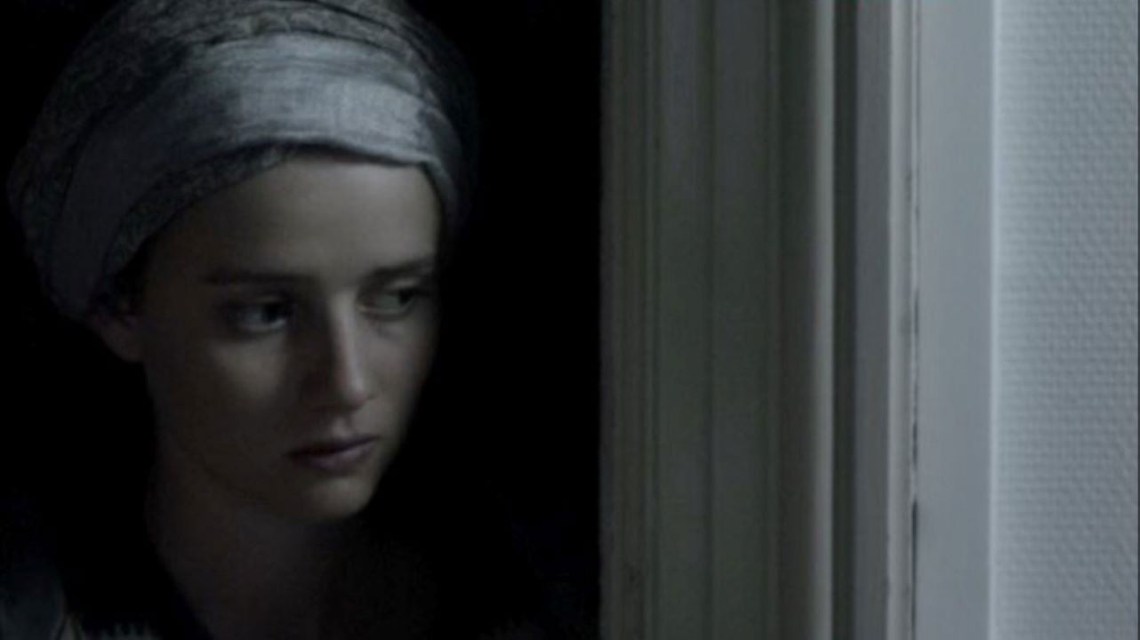 Backdrop for Une place