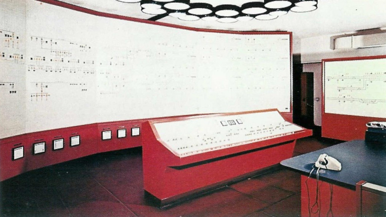 Backdrop for In Metrò