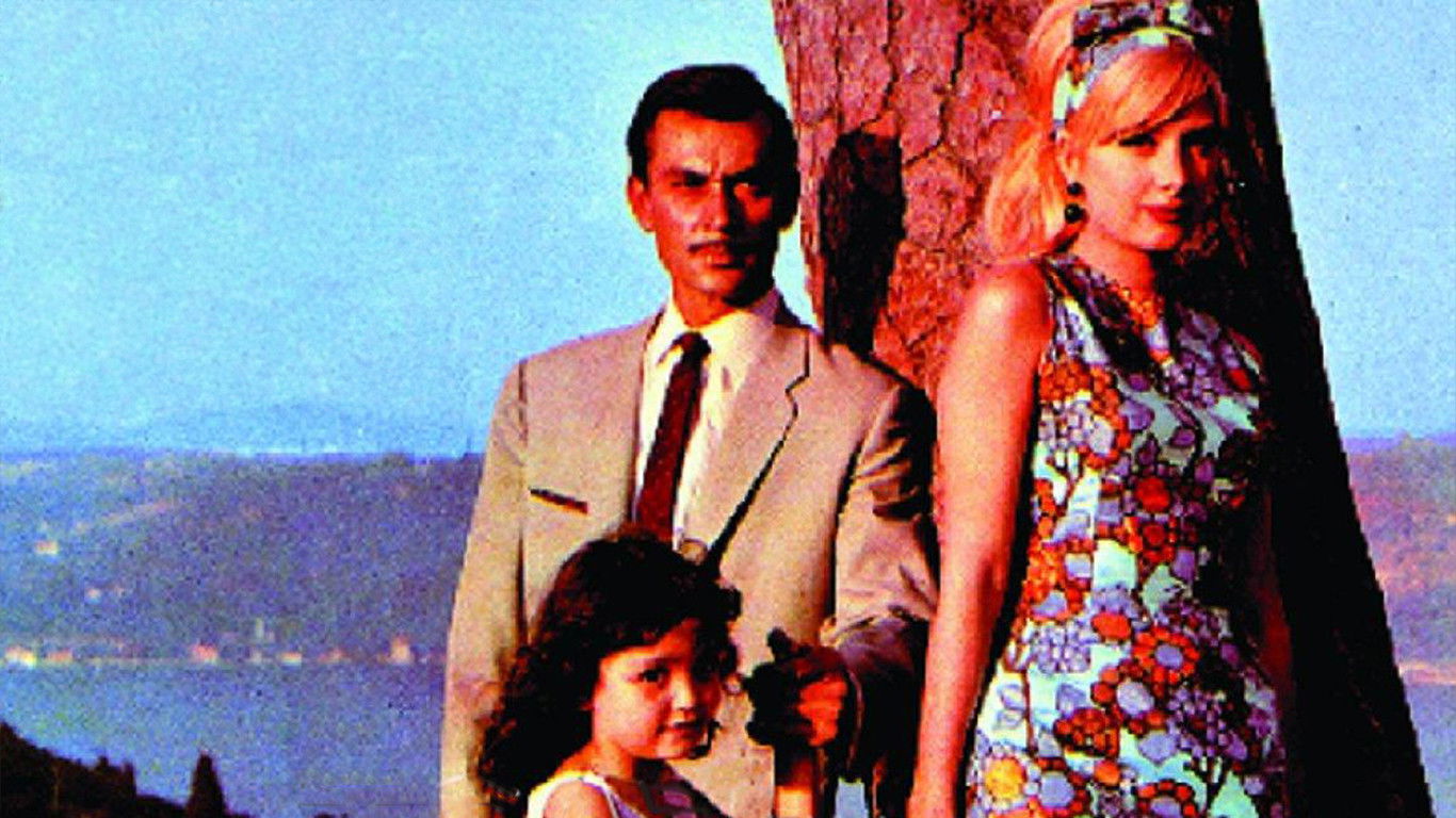 Backdrop for Filinta Kadri