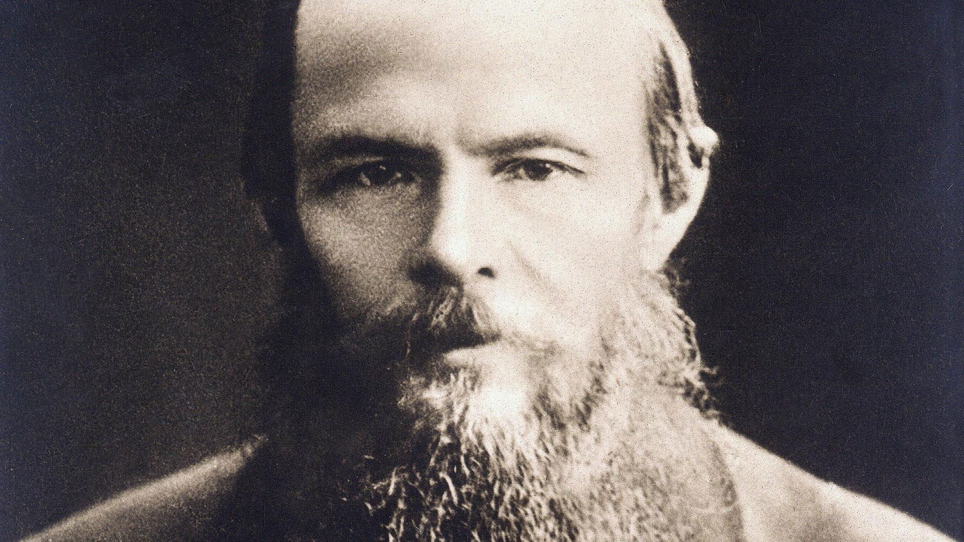 Backdrop for Russisch Roulette: Dostojewski und die Sehnsucht nach dem Westen