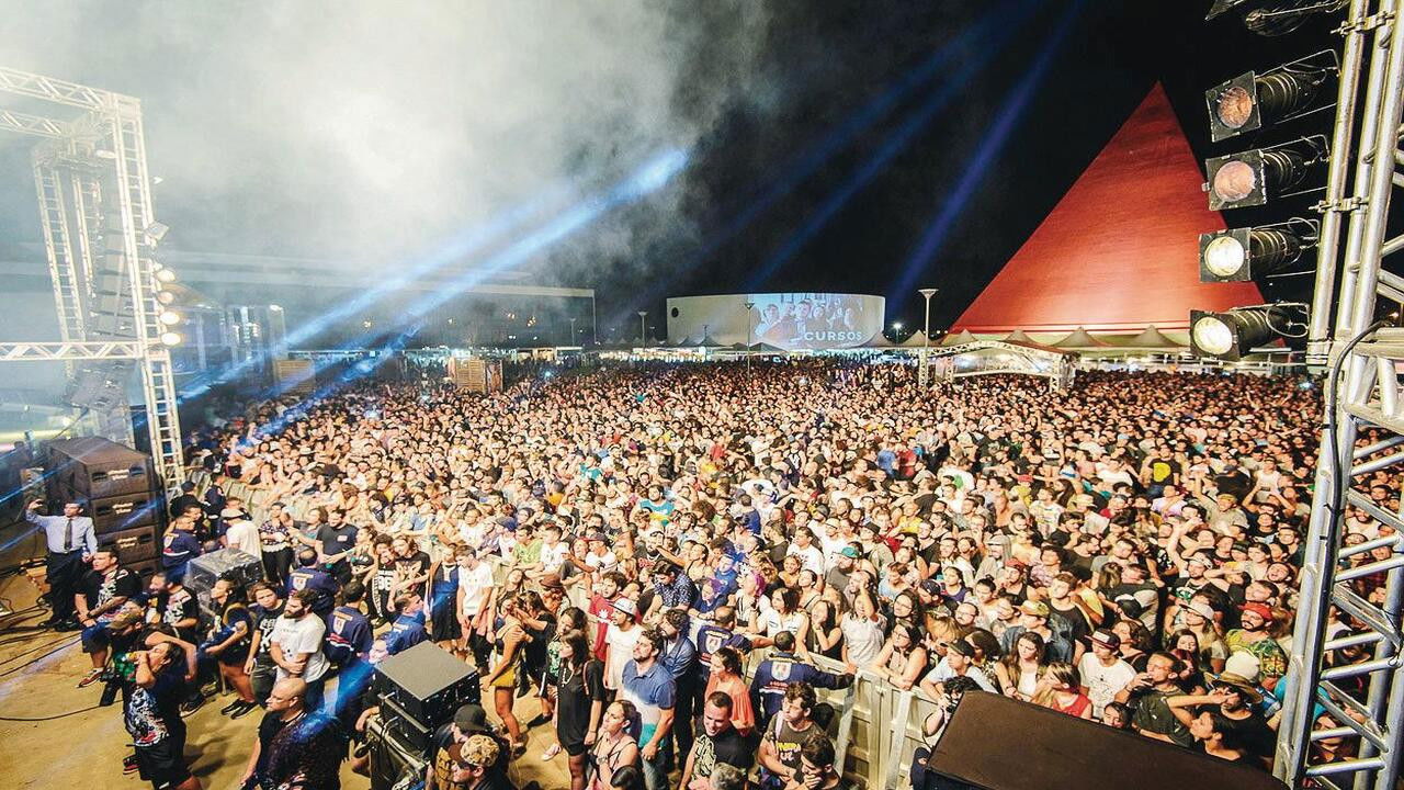 Backdrop for Goiânia Rock City