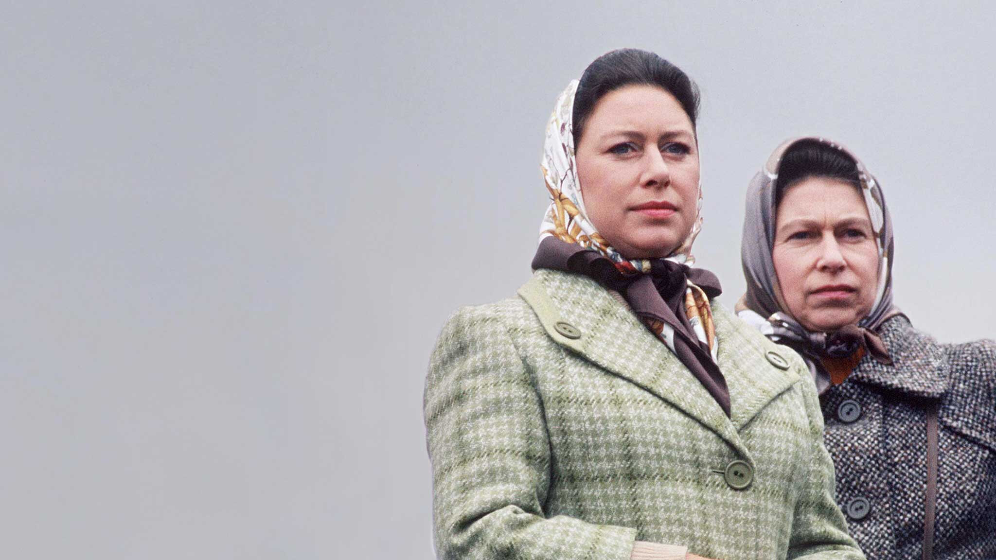 Backdrop for Elizabeth and Margaret: Love and Loyalty