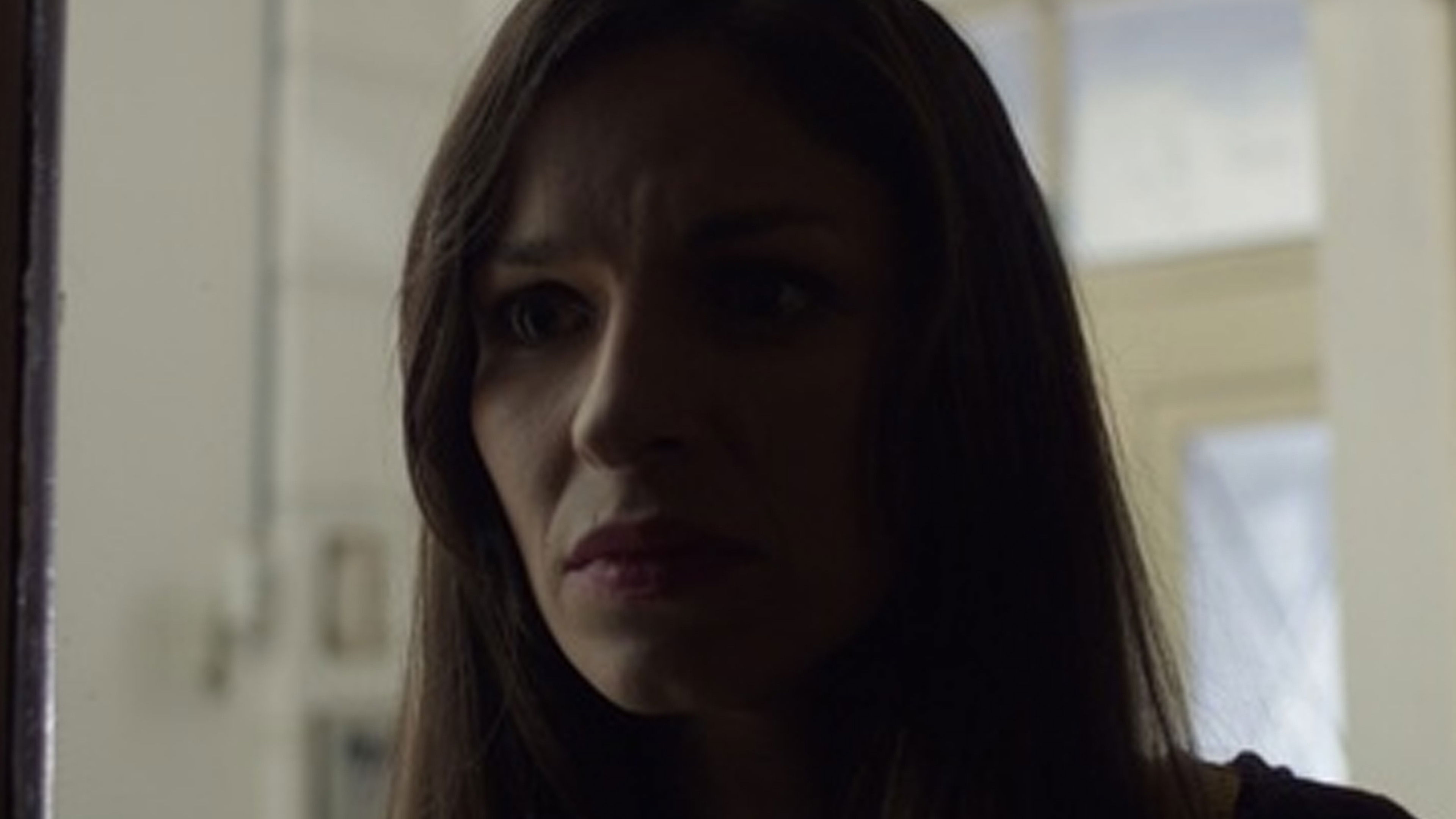 Backdrop for Entre dos mundos