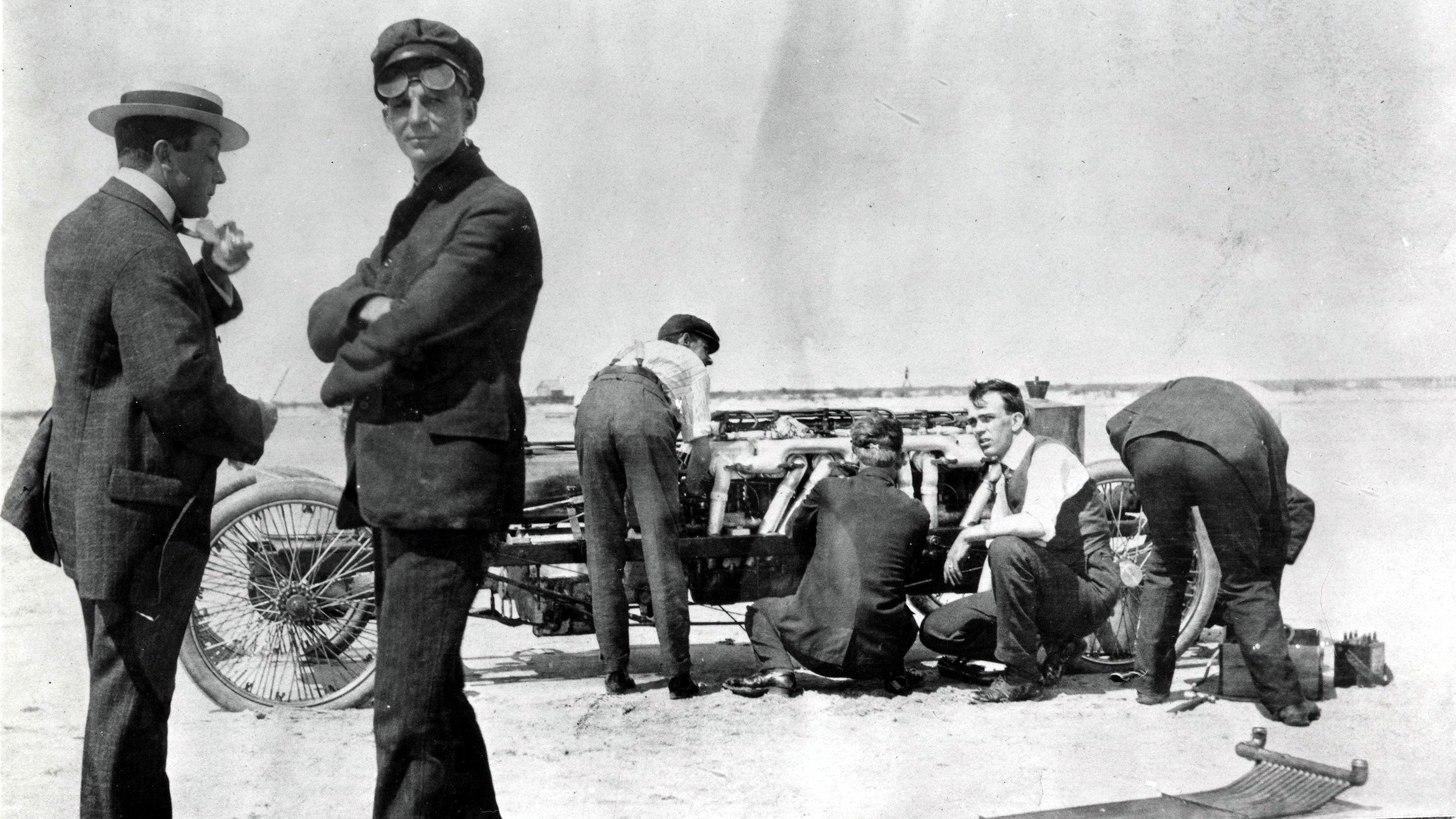 Backdrop for Henry Ford, l'inventeur du siècle américain