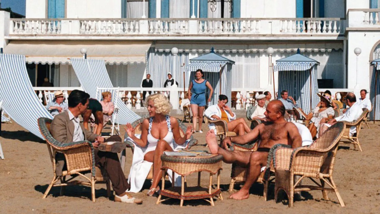 Backdrop for Americano rosso