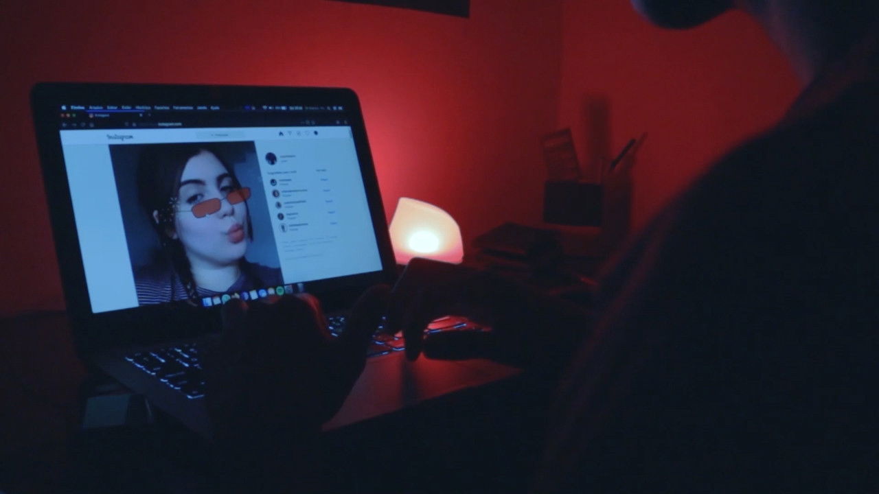 Backdrop for Insular