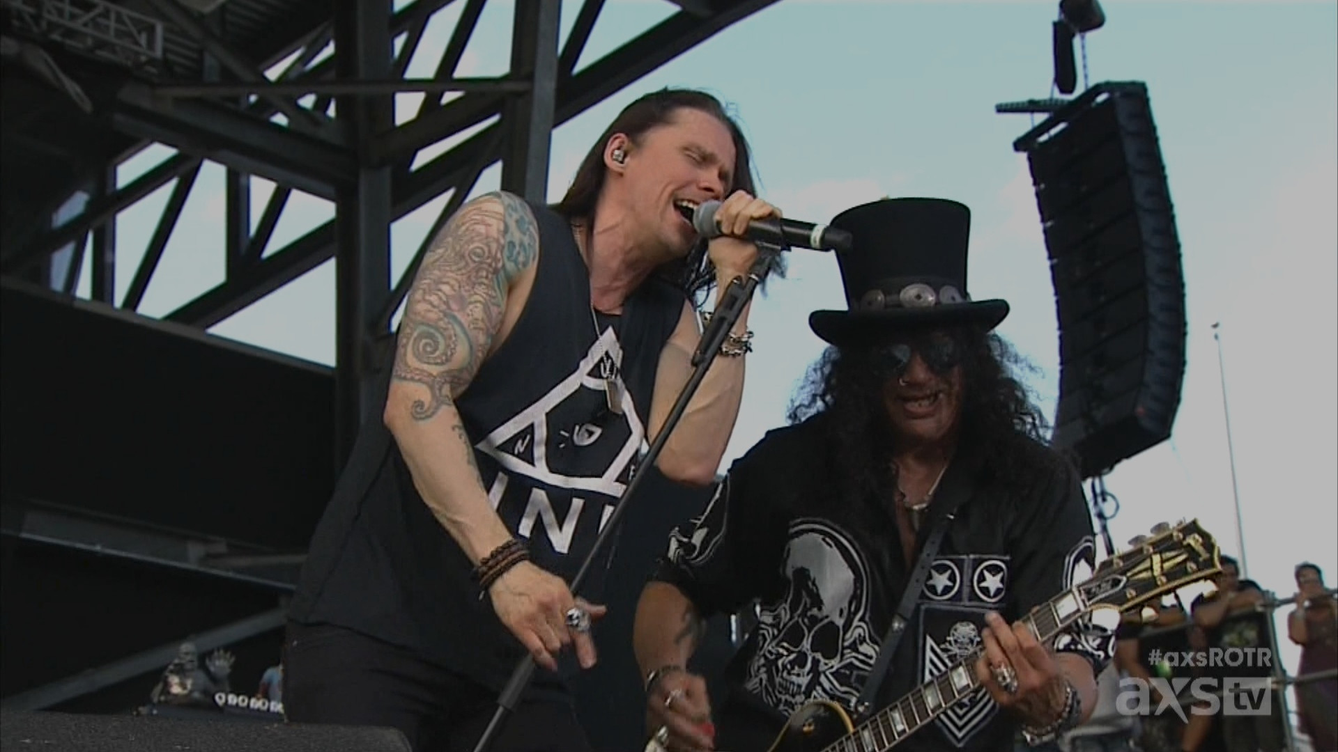 Backdrop for Slash feat. Myles Kennedy & The Conspirators: Rock on the Range Festival 2015