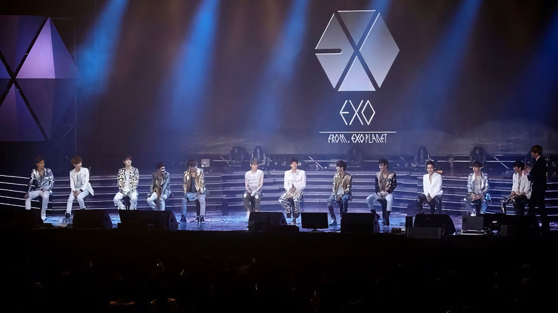 Backdrop for EXO Debut Showcase in Korea