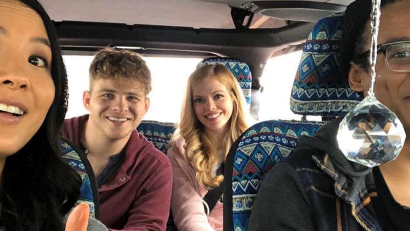 Backdrop for Pooling to Paradise