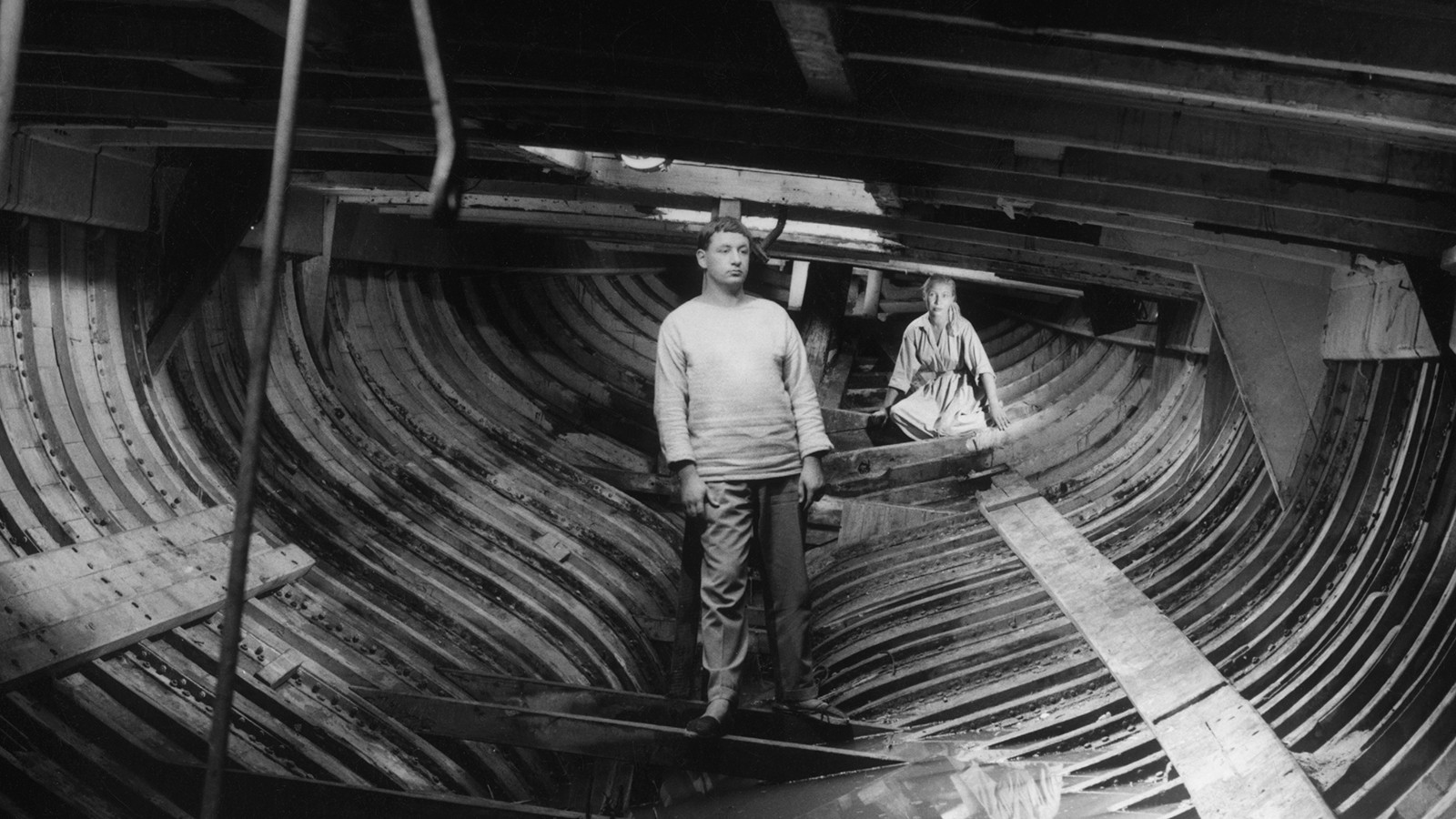 Backdrop for La Pointe Courte